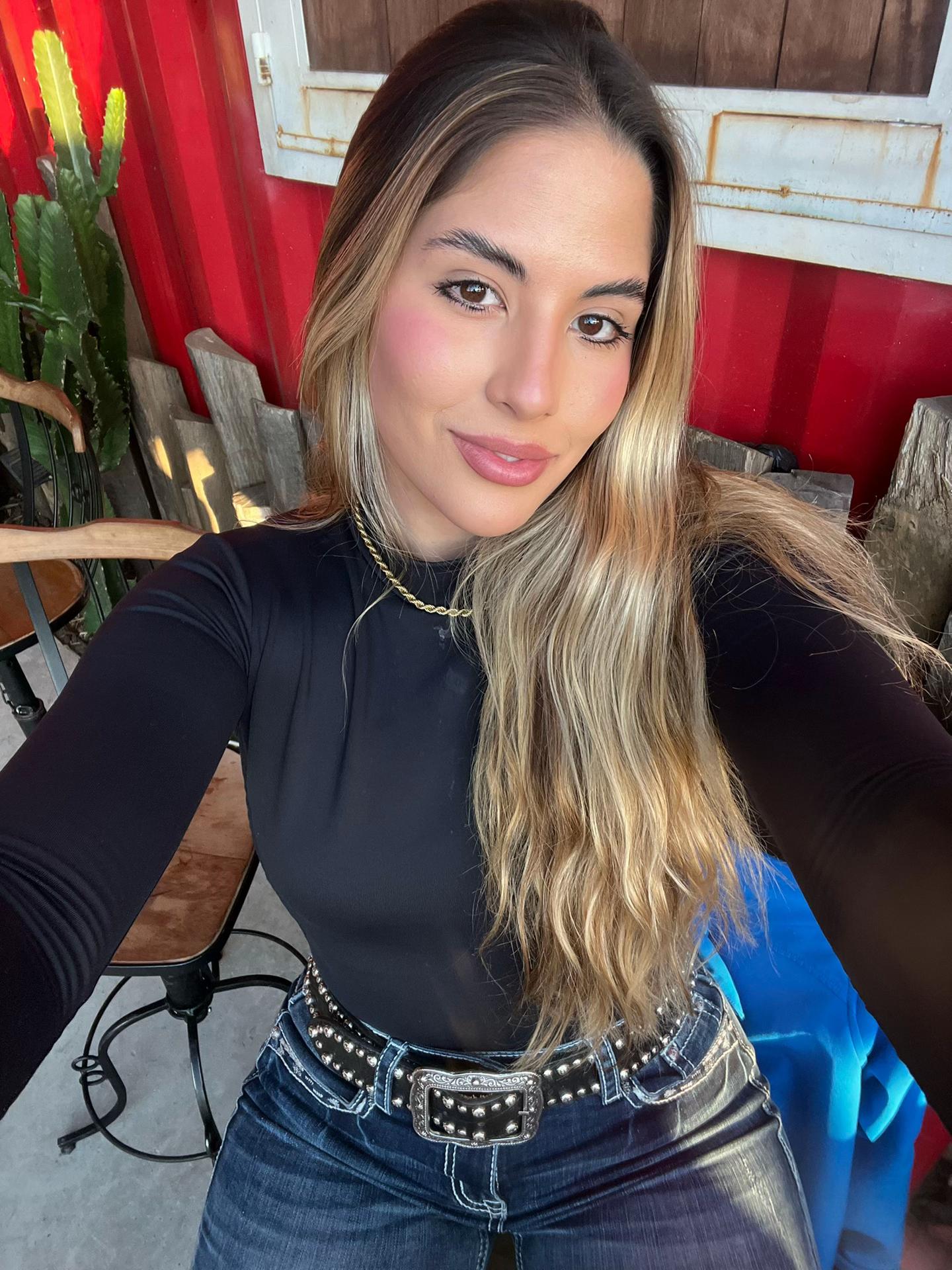 @Lavínia Lopes