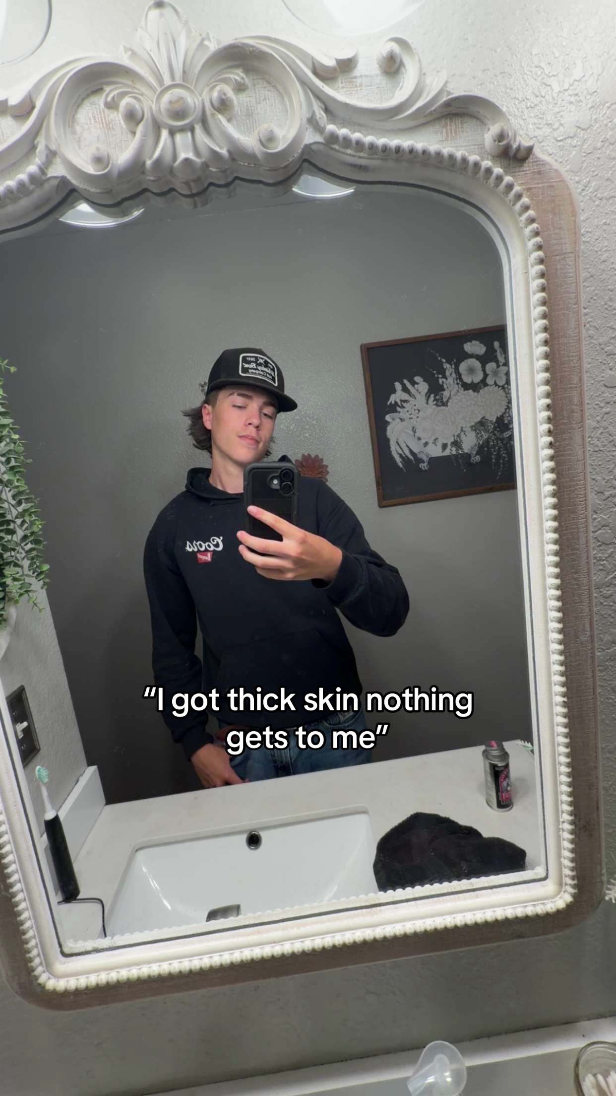 @⃟