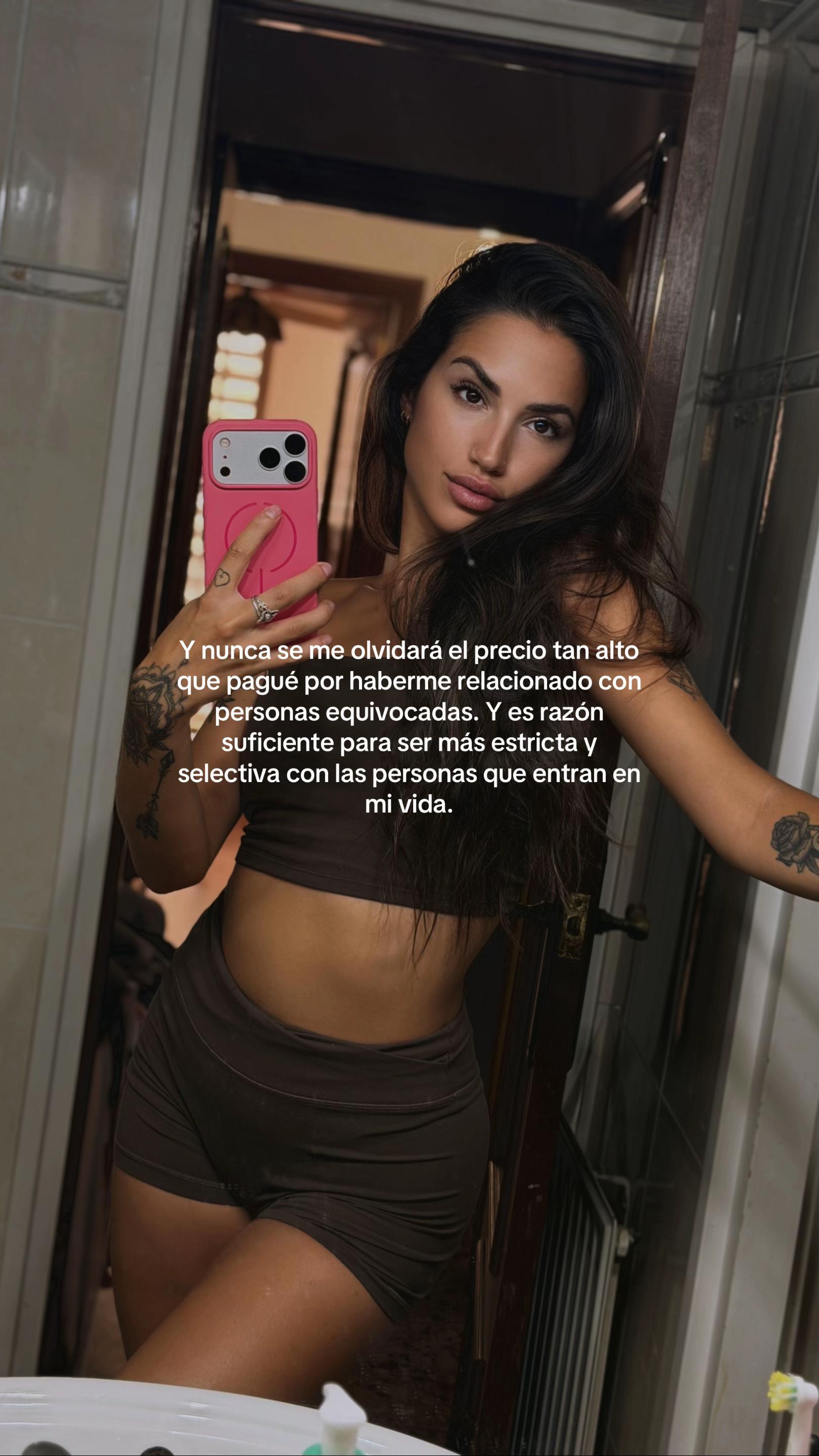 @Lucía Yáñez๐