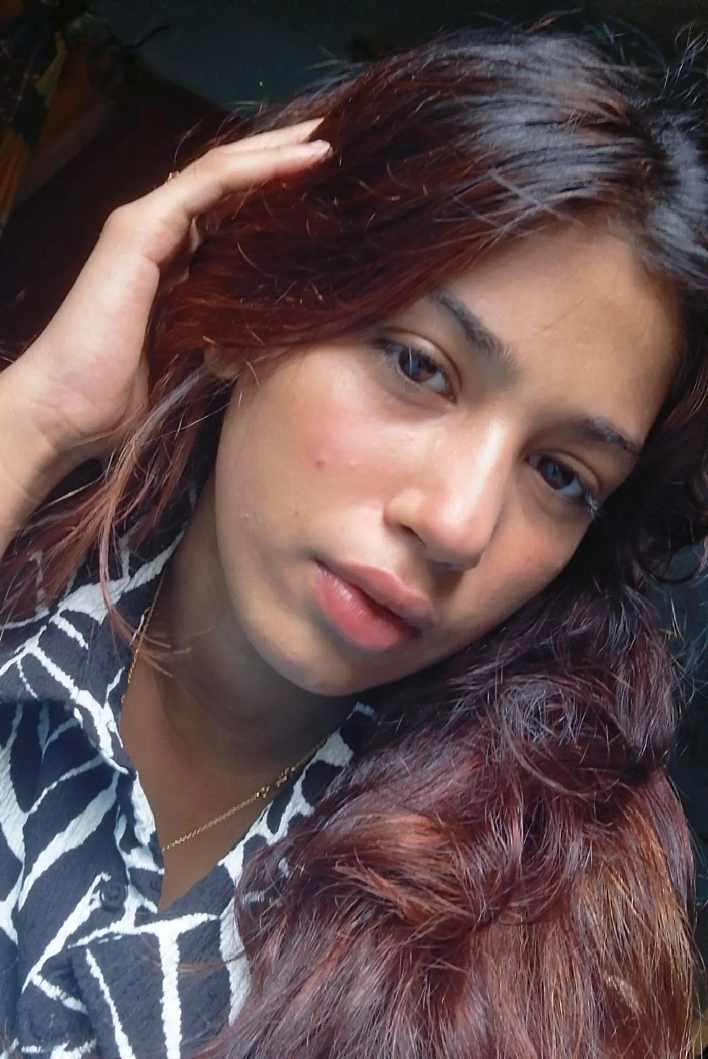 @JANU🌷😫🎀