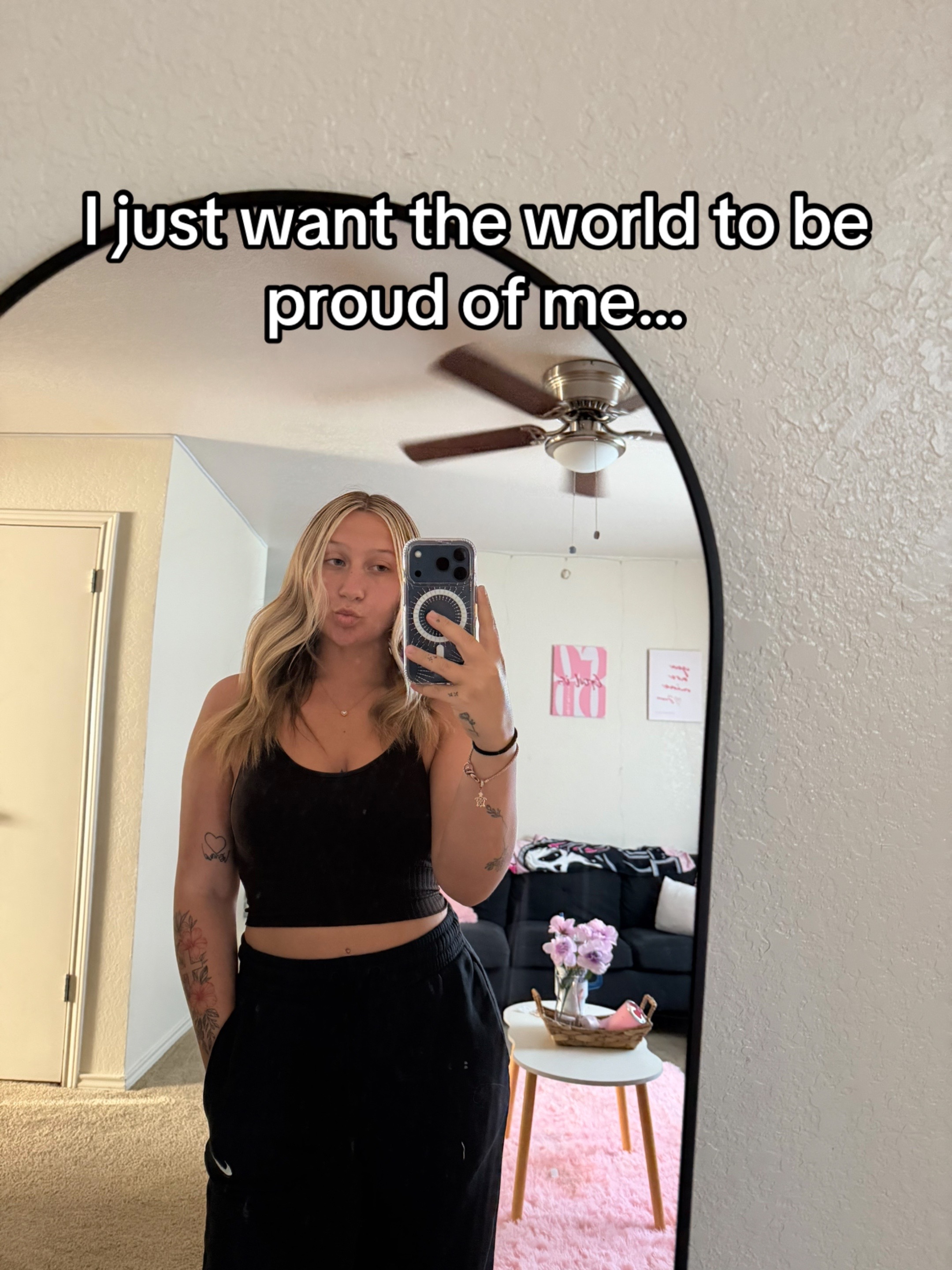 @_.mommi.p._