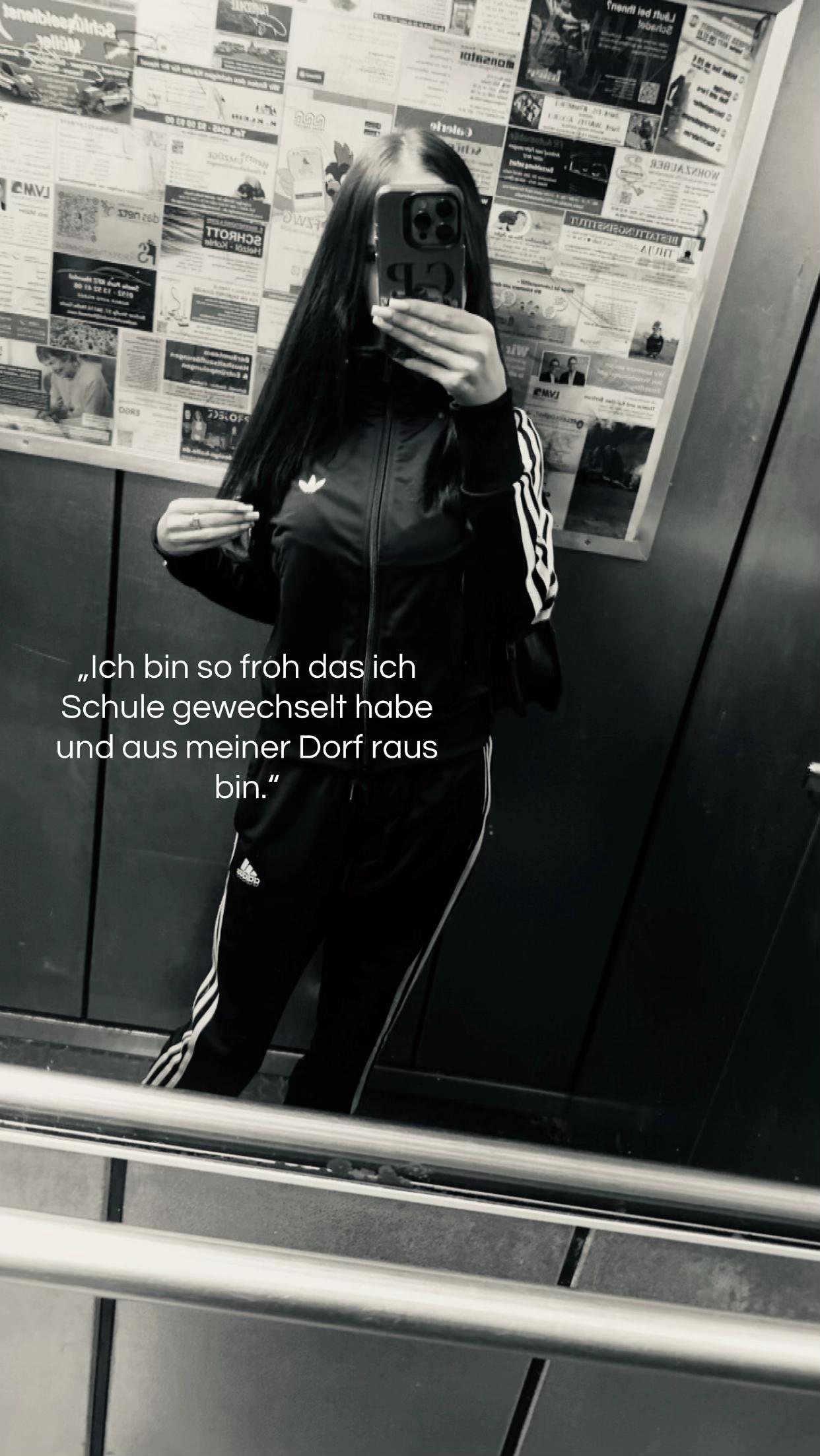@𝐥 𝐚 𝐮 𝐫 𝐚