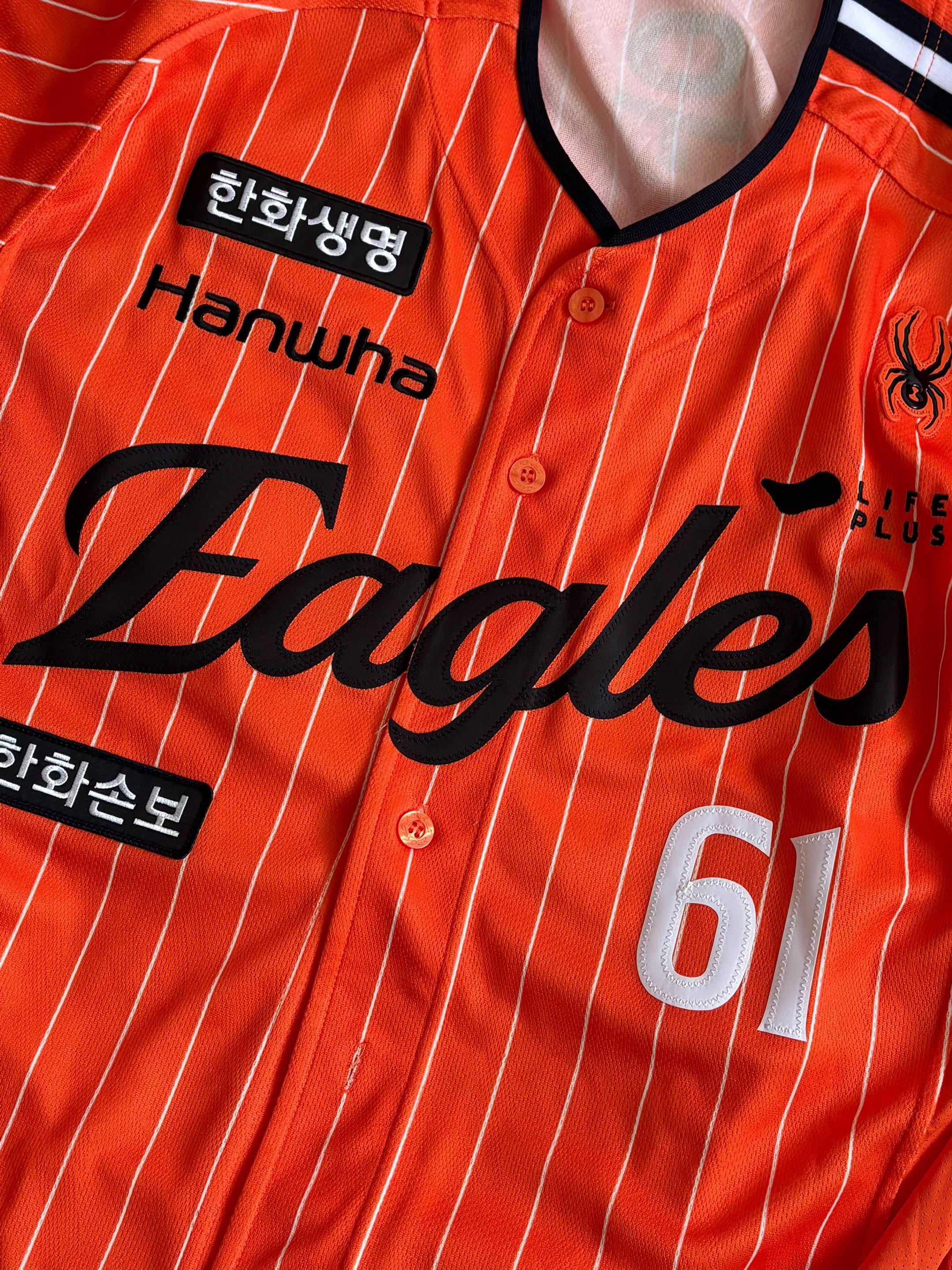 @1Ioveagles_