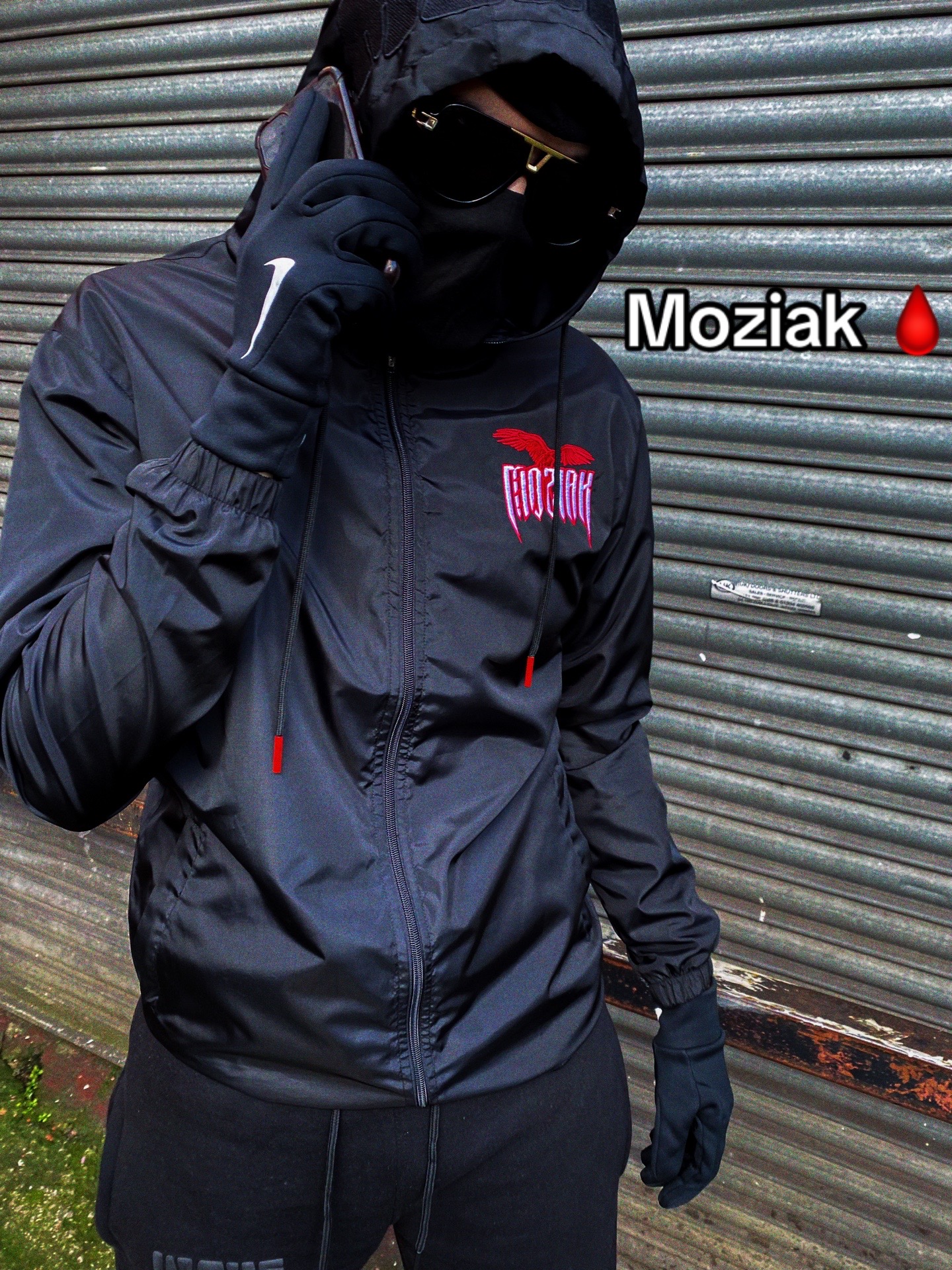 @Moziak Clothing