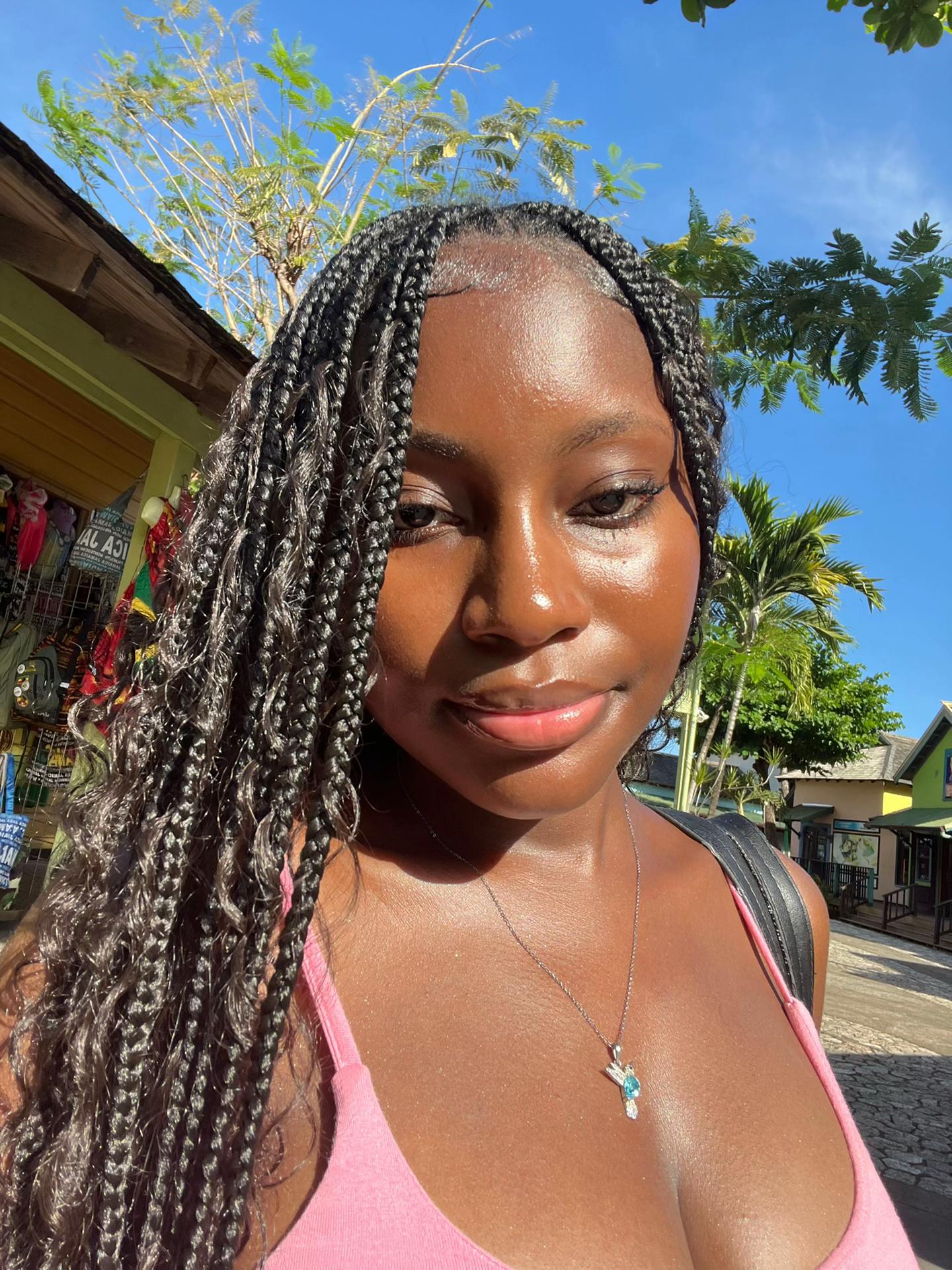 @Shane&eacute; 🤍𒉭