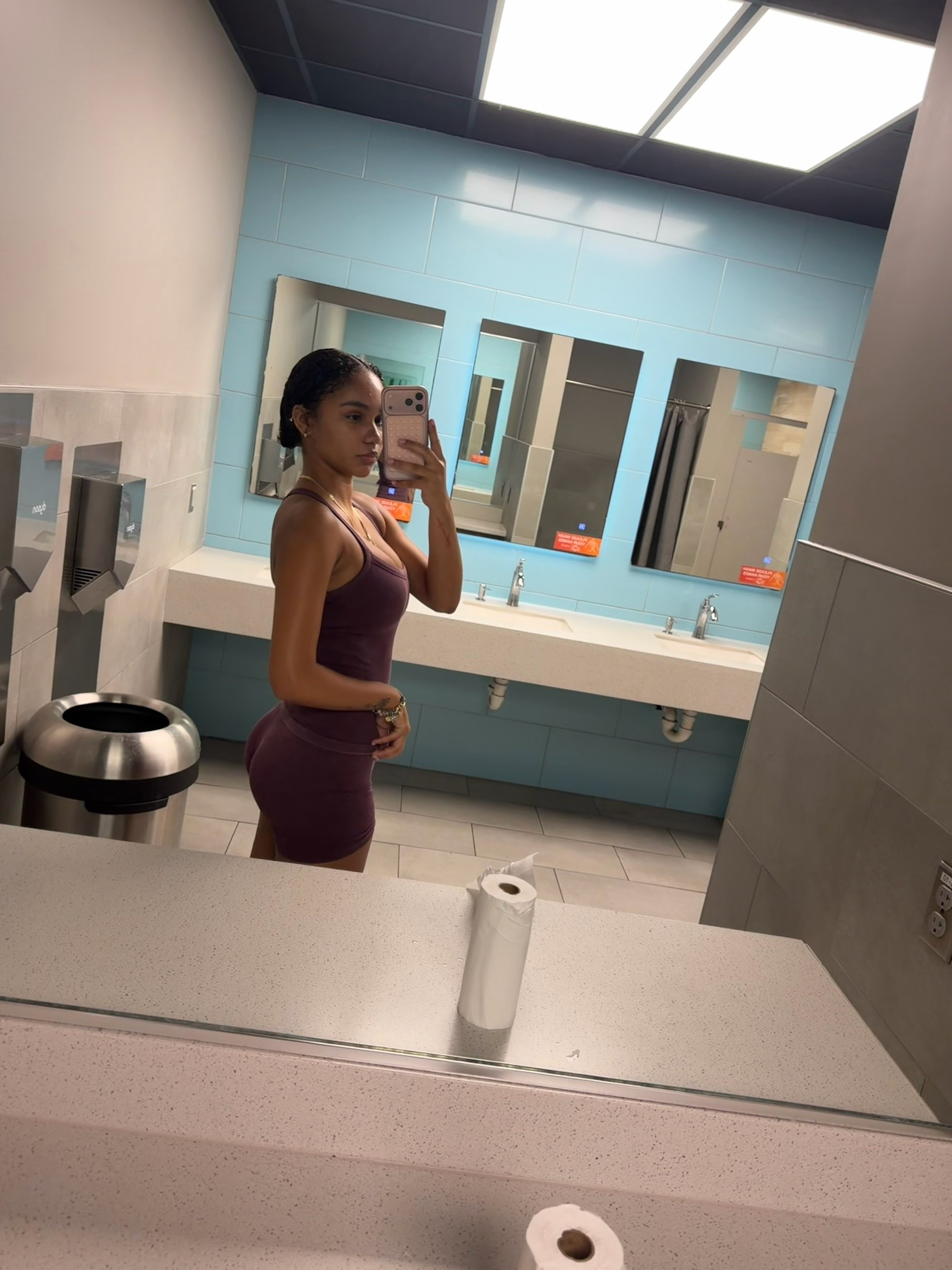 @angeliquee🖤