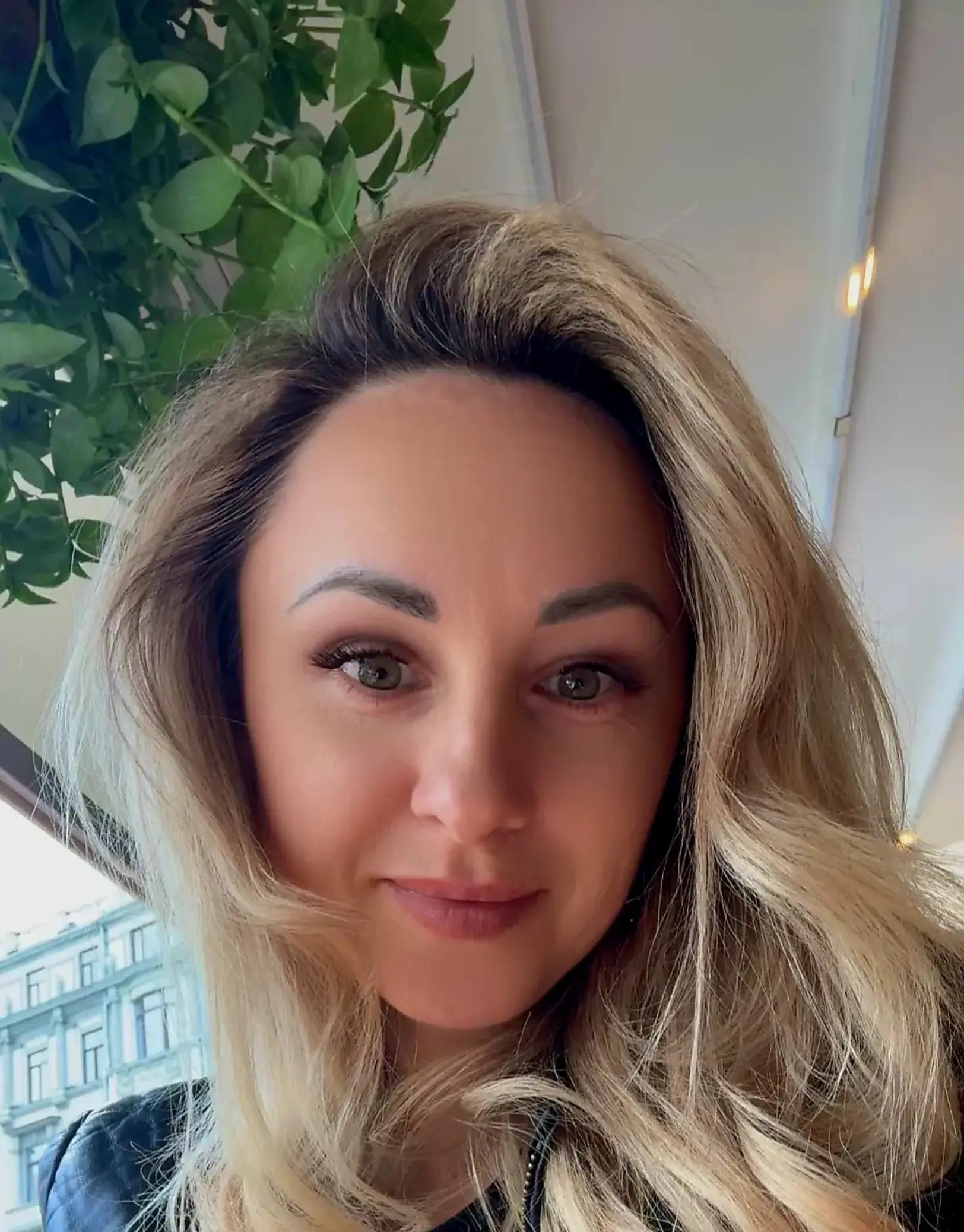 @Denisa 🖤🖤🖤🖤