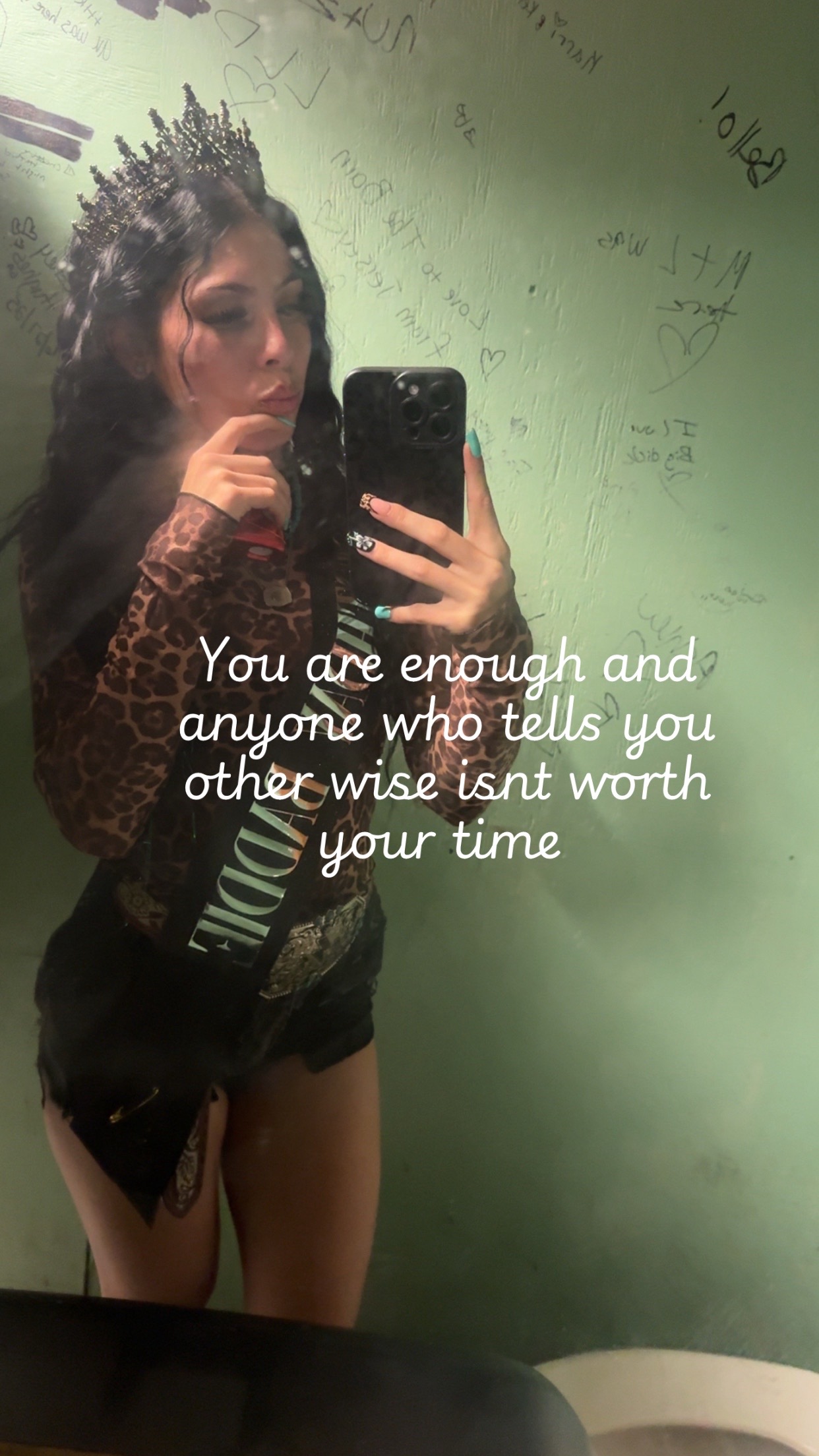 @LeeLee
