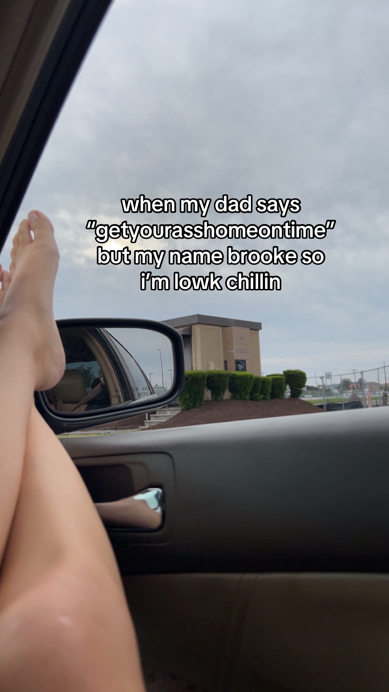 @???
