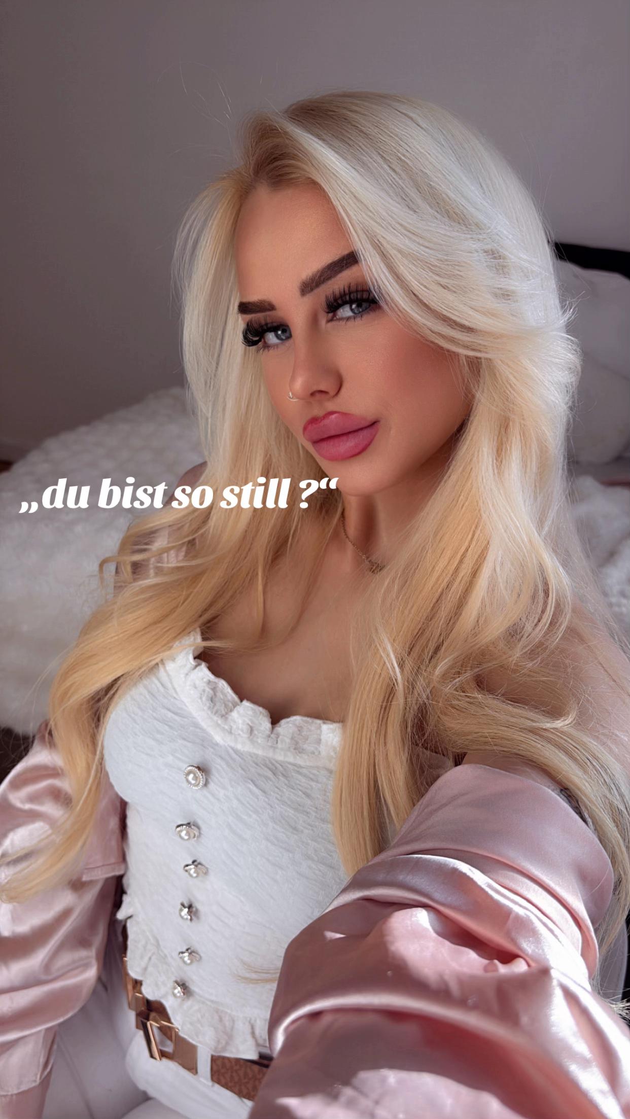 @𝓙𝓪𝓷𝓪𝓶𝓪𝓻𝓲𝓮🥥