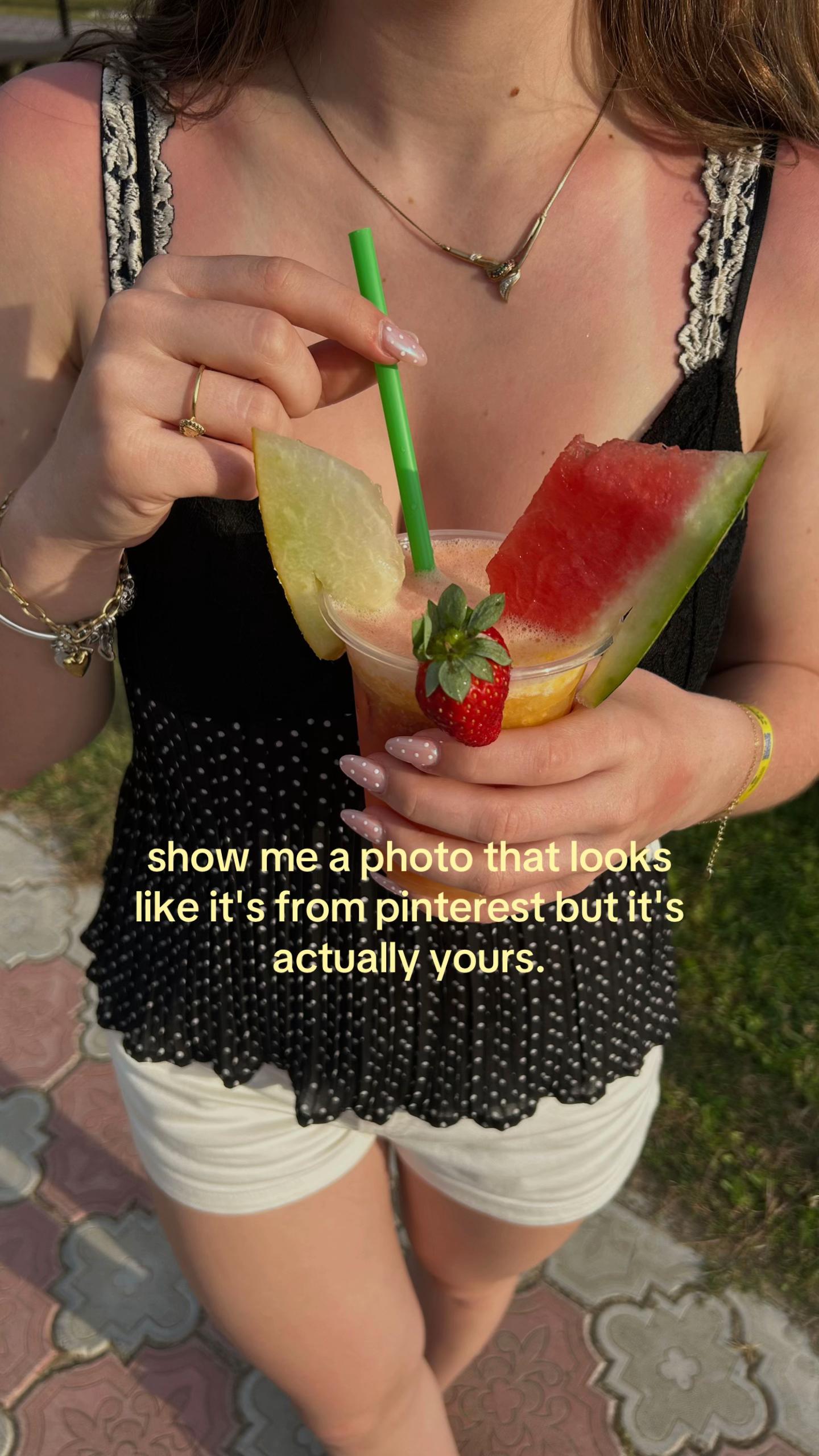 @lifeofcaroo