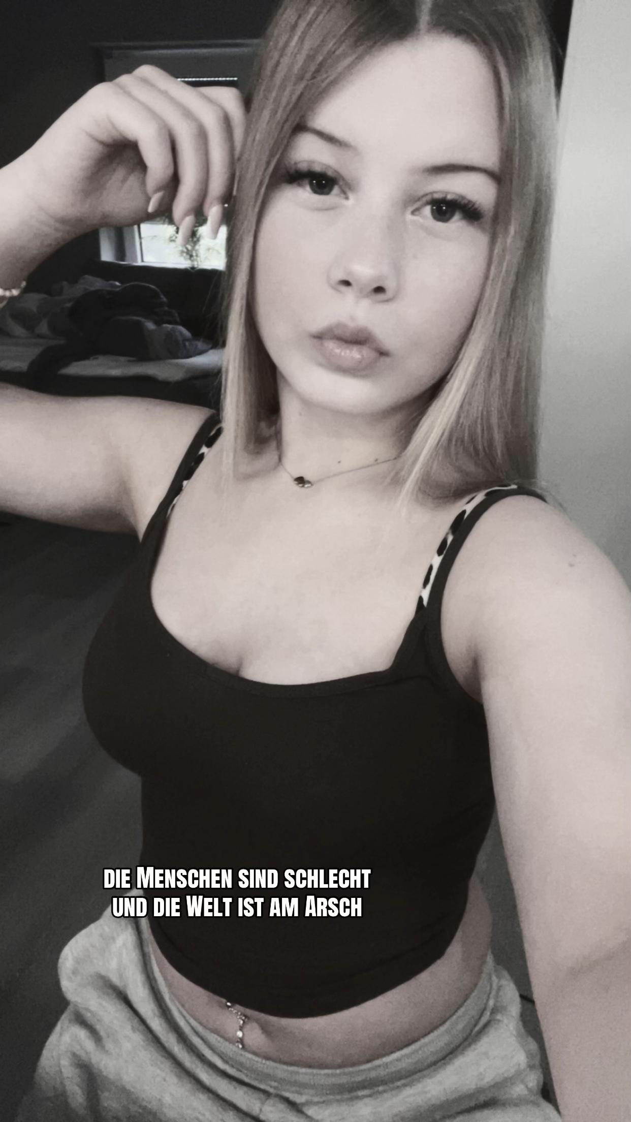 @𝐞𝐦𝐦𝐚