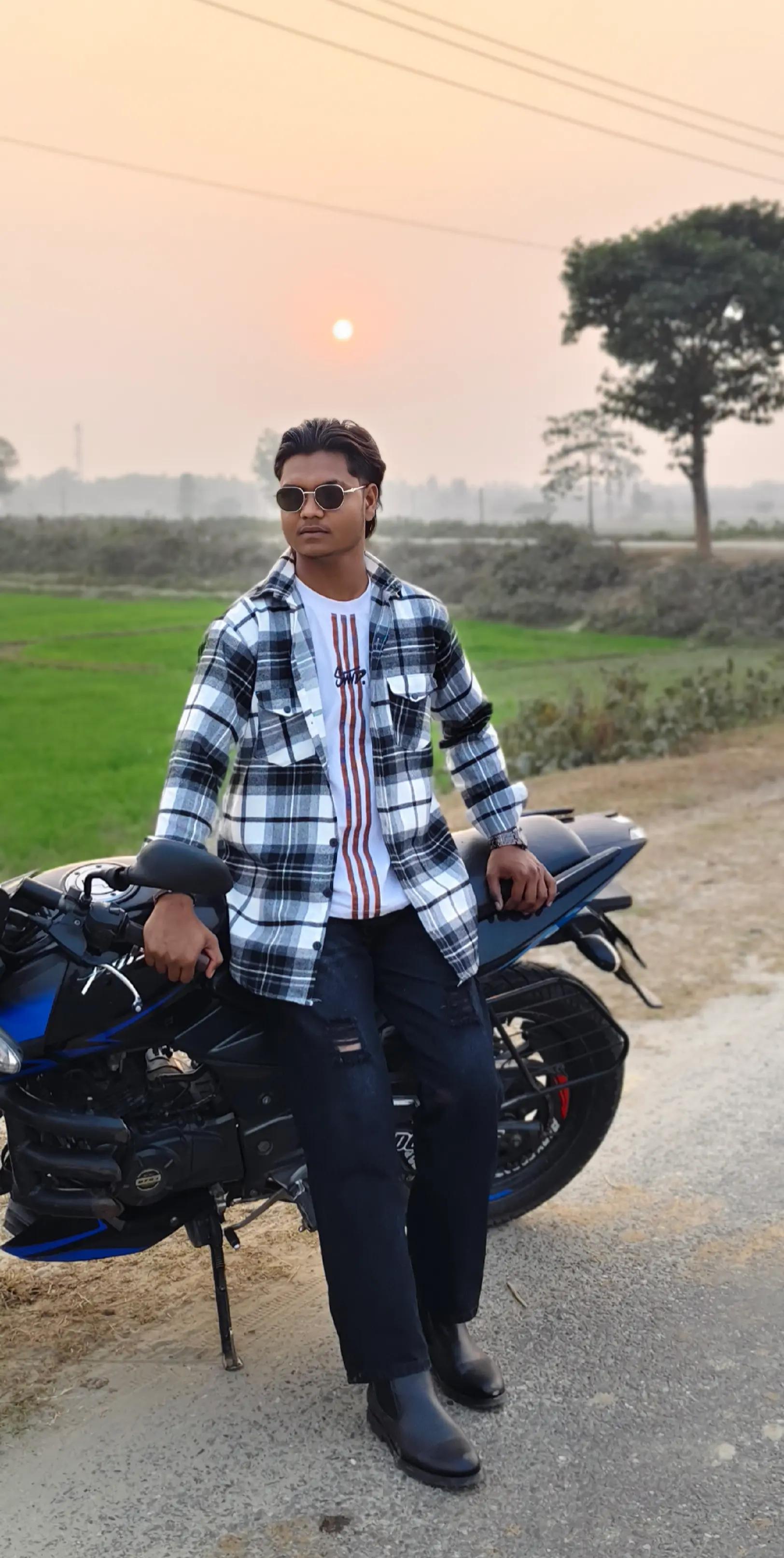@MR__Khan_07