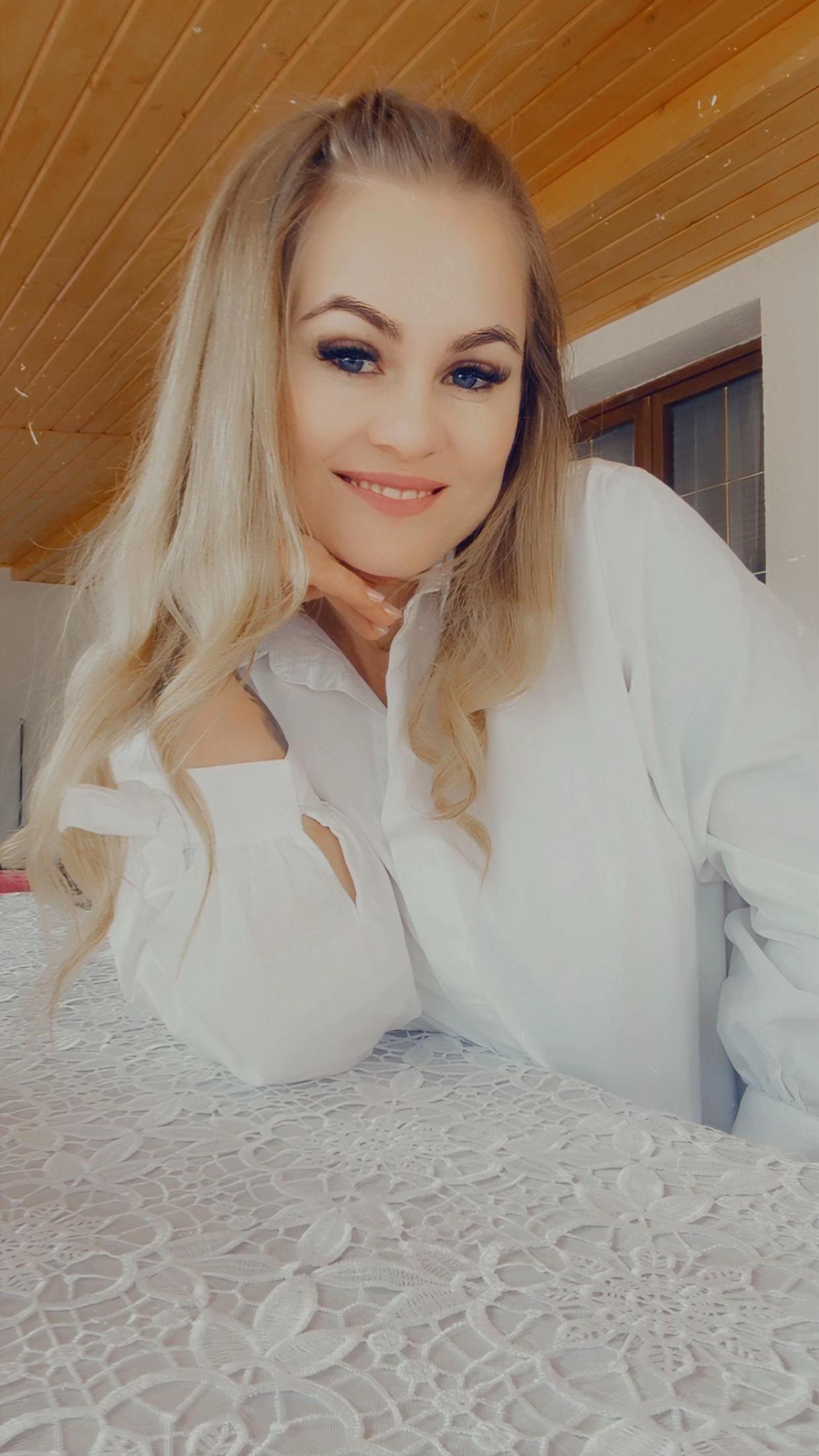@getablonda06