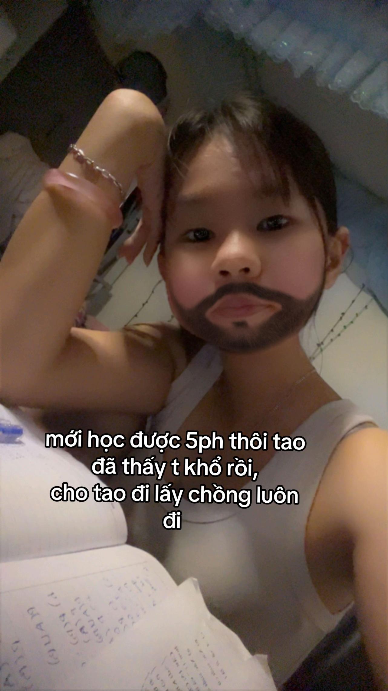 @con vợ ghẻ của Seonghyeon🥳