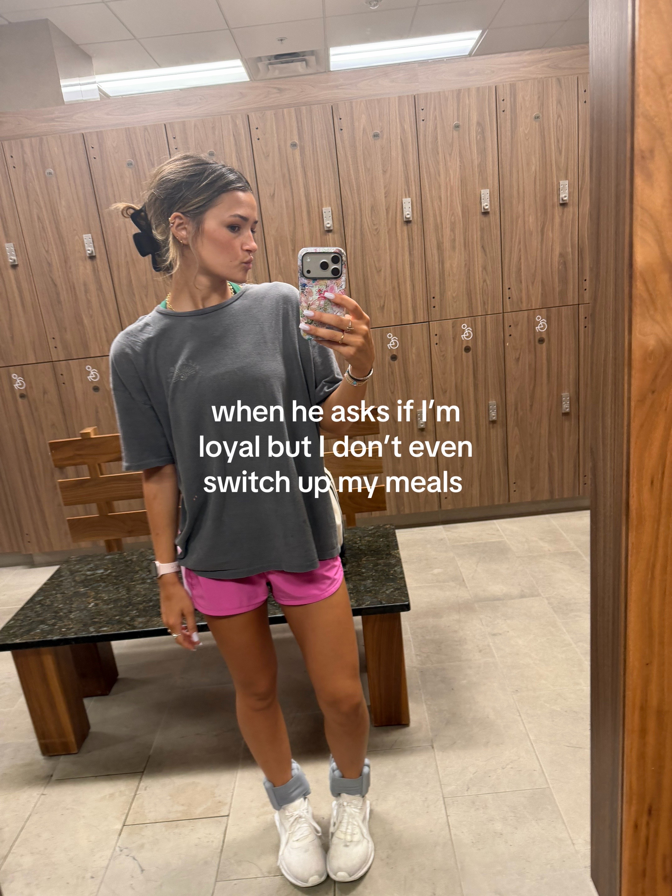 @elliejoymoves