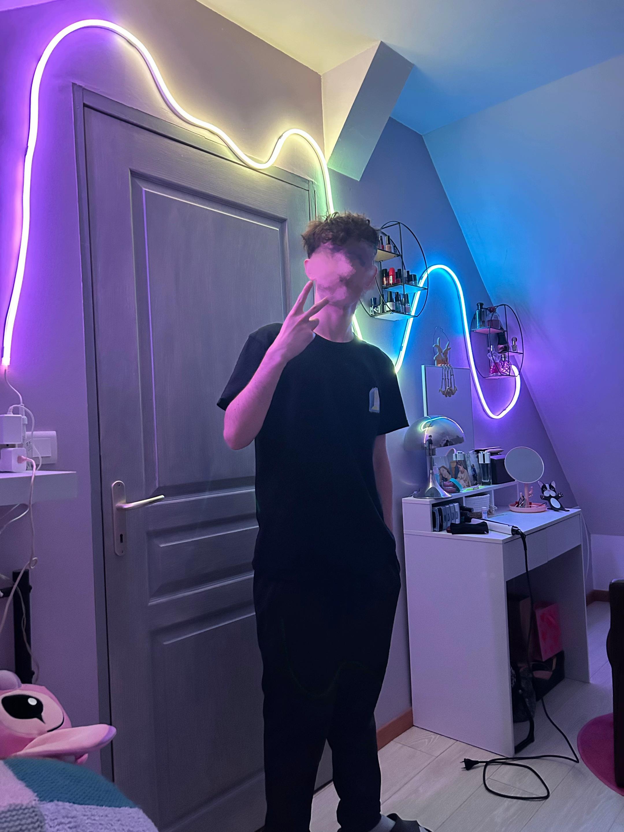 @N2m7k