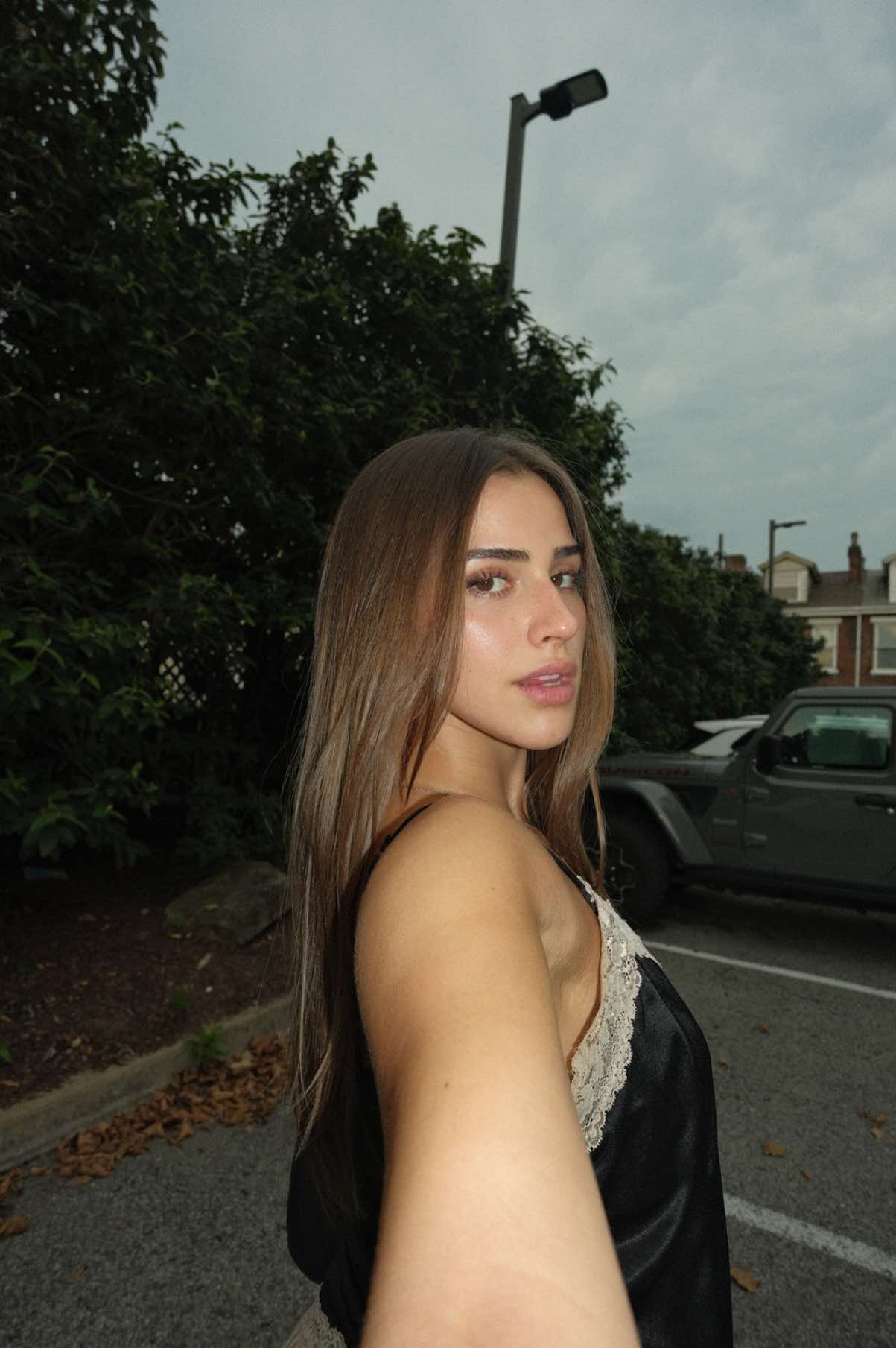 @aubreyclare_