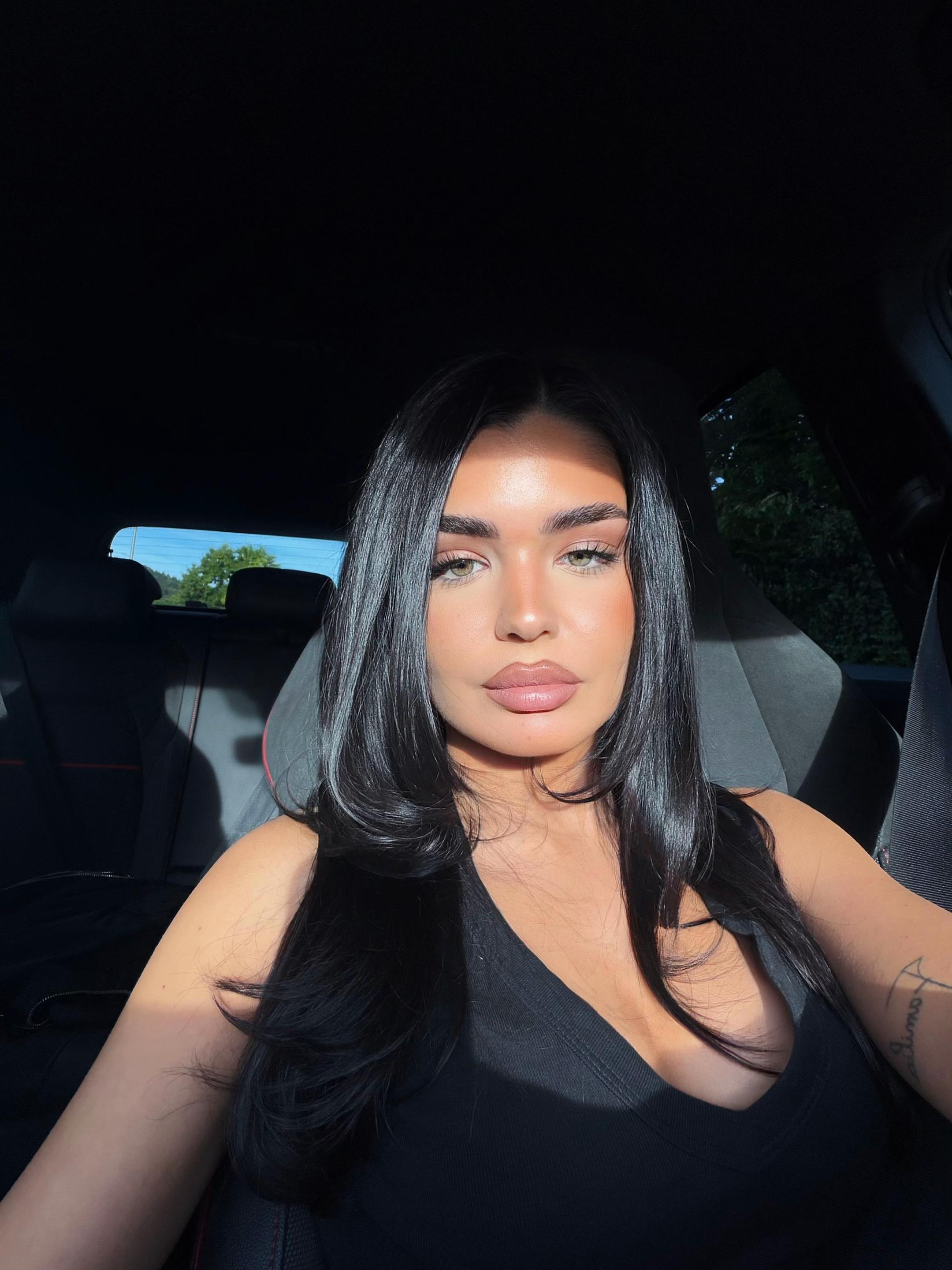 @Anais