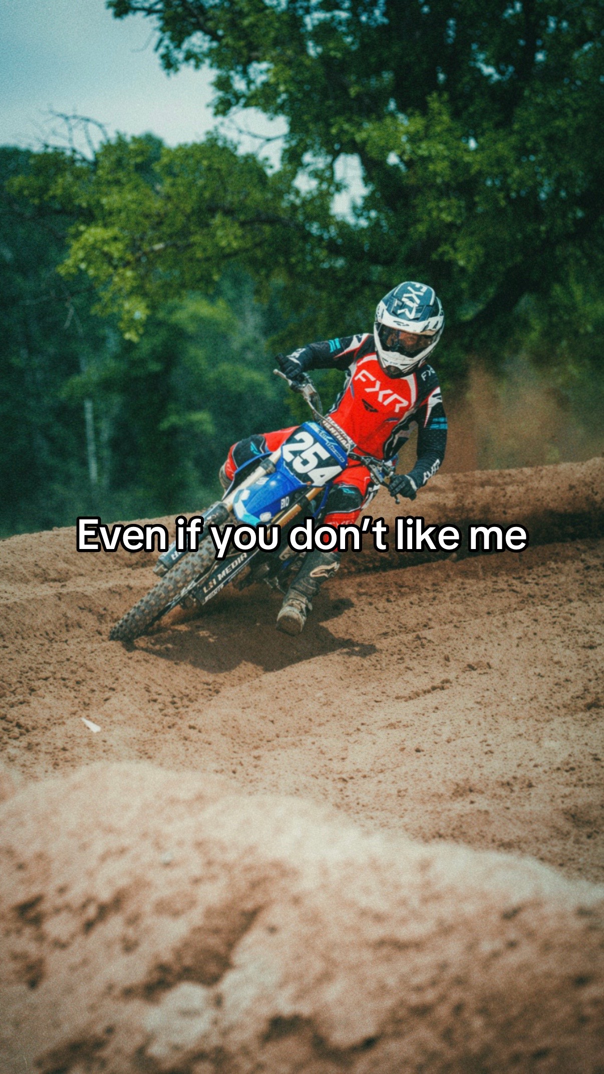@𝙇𝙀𝙑𝙄