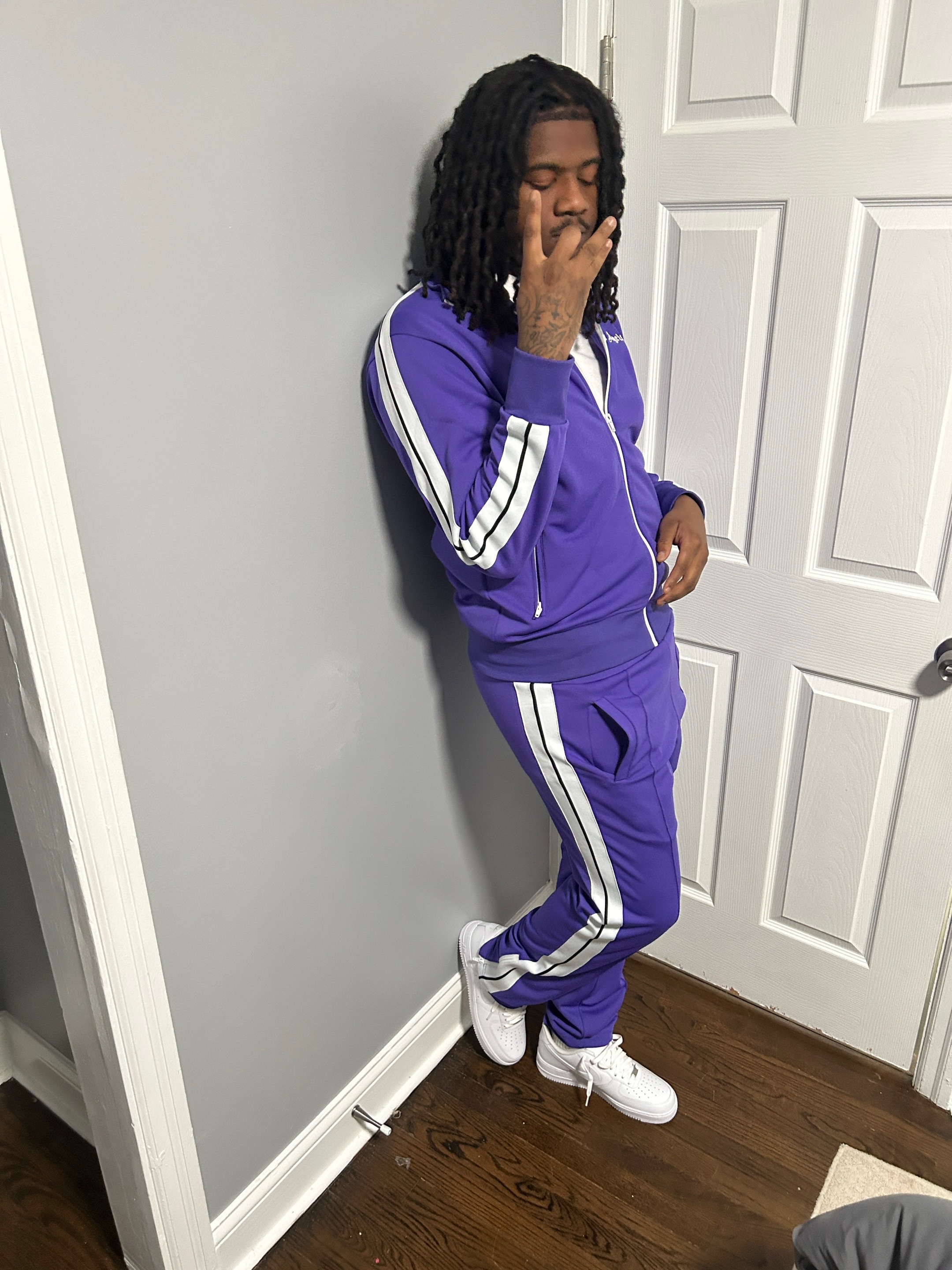 @slickkhefner_