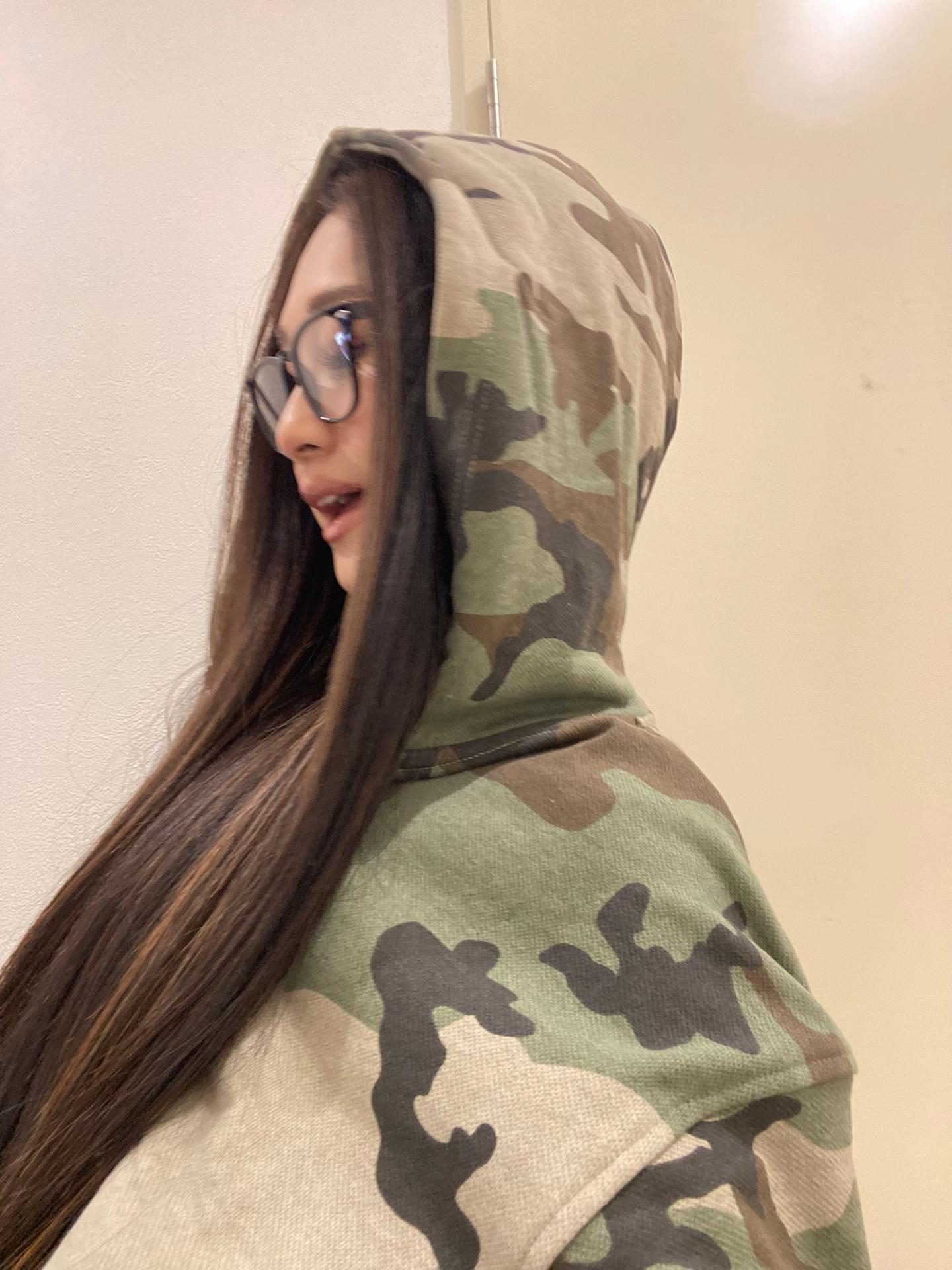 @Rena