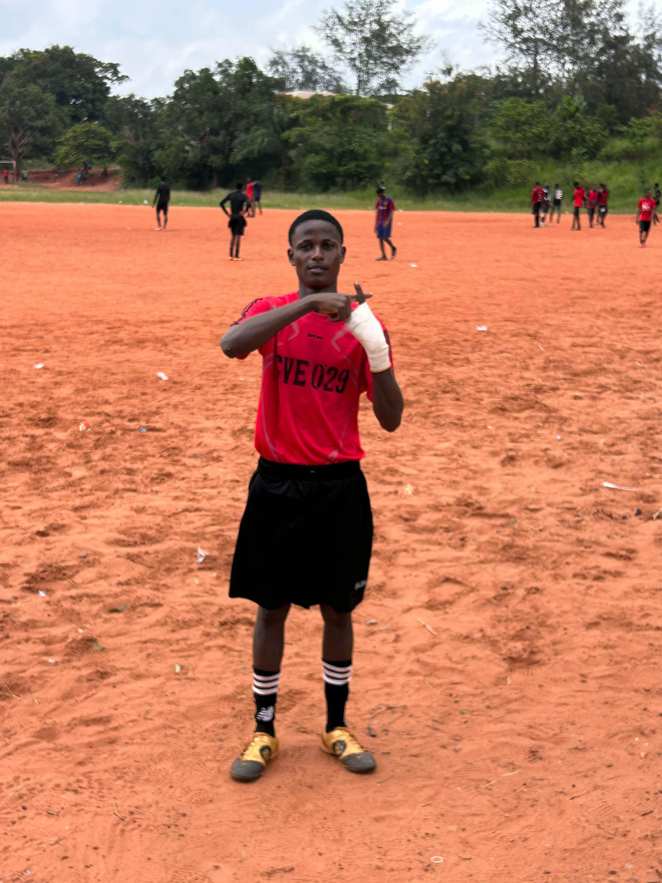 @Alexis meche7 ⚒️❤️🤍🏆