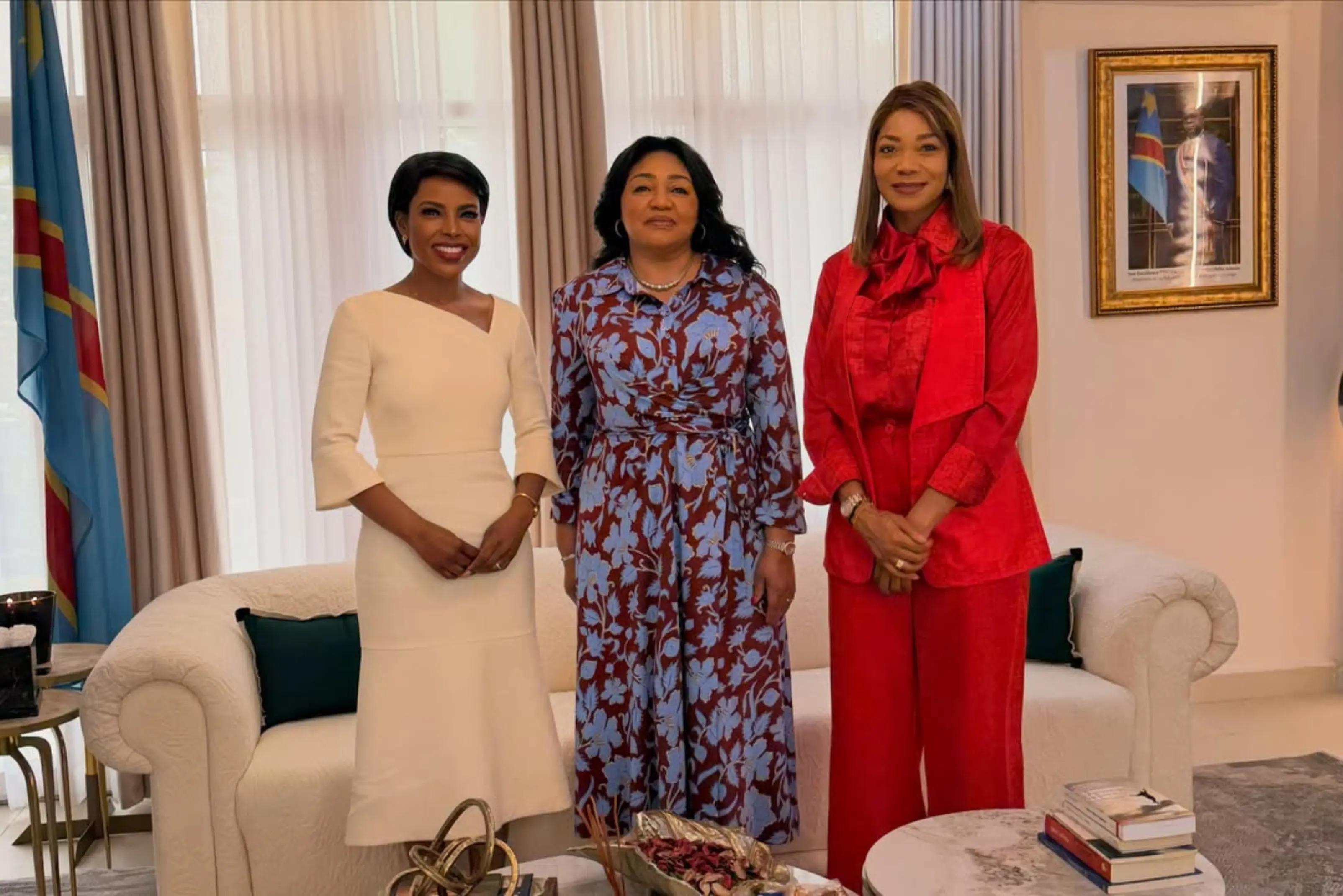 @🇨🇩🇿🇦🇻🇳🇫🇷🇨🇦