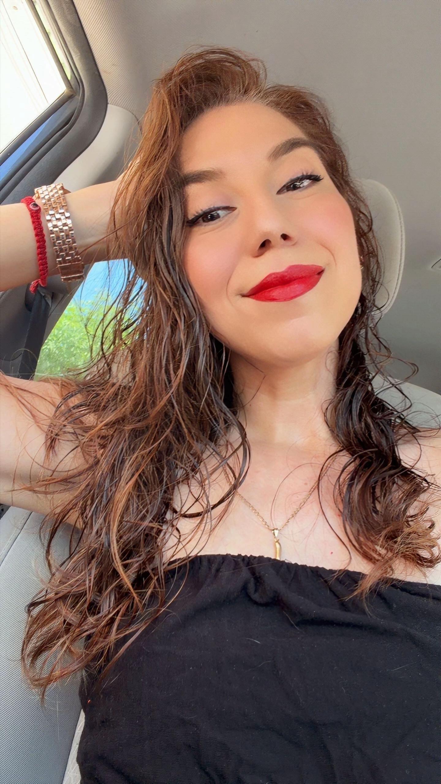 @Holasoyjanet