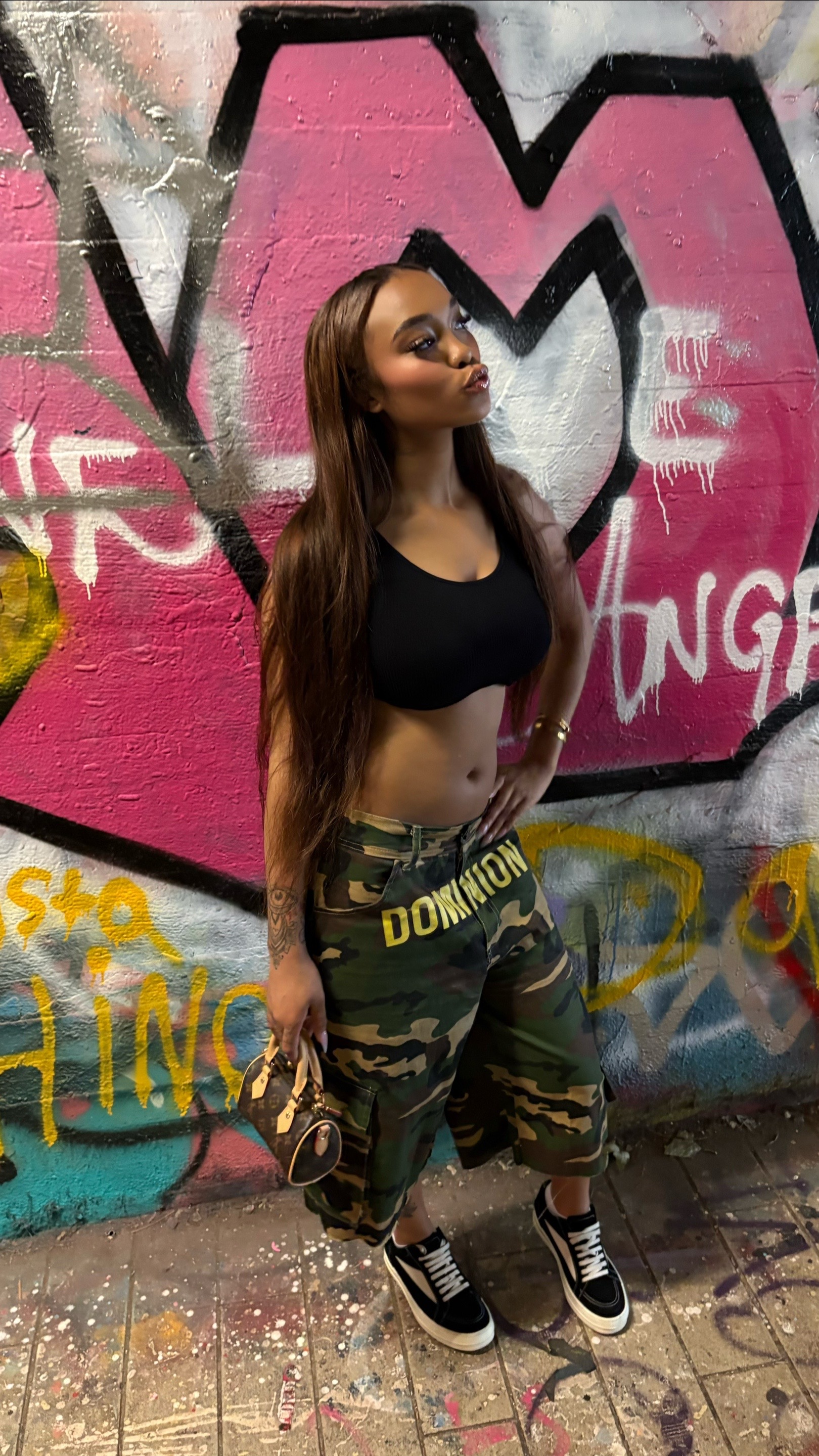 @whymanilol