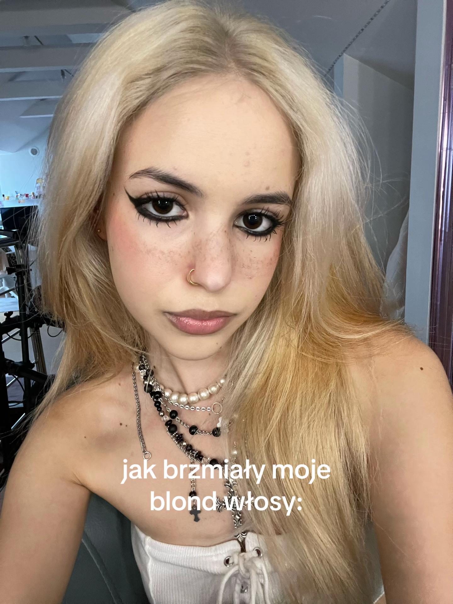 @🎀 tosia★ig: antoninaflak