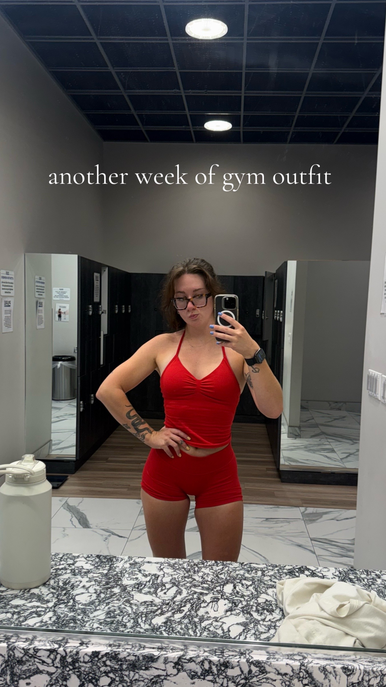 @holly j