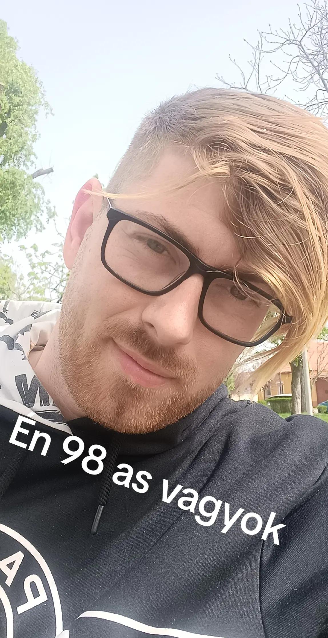 @István Dobi