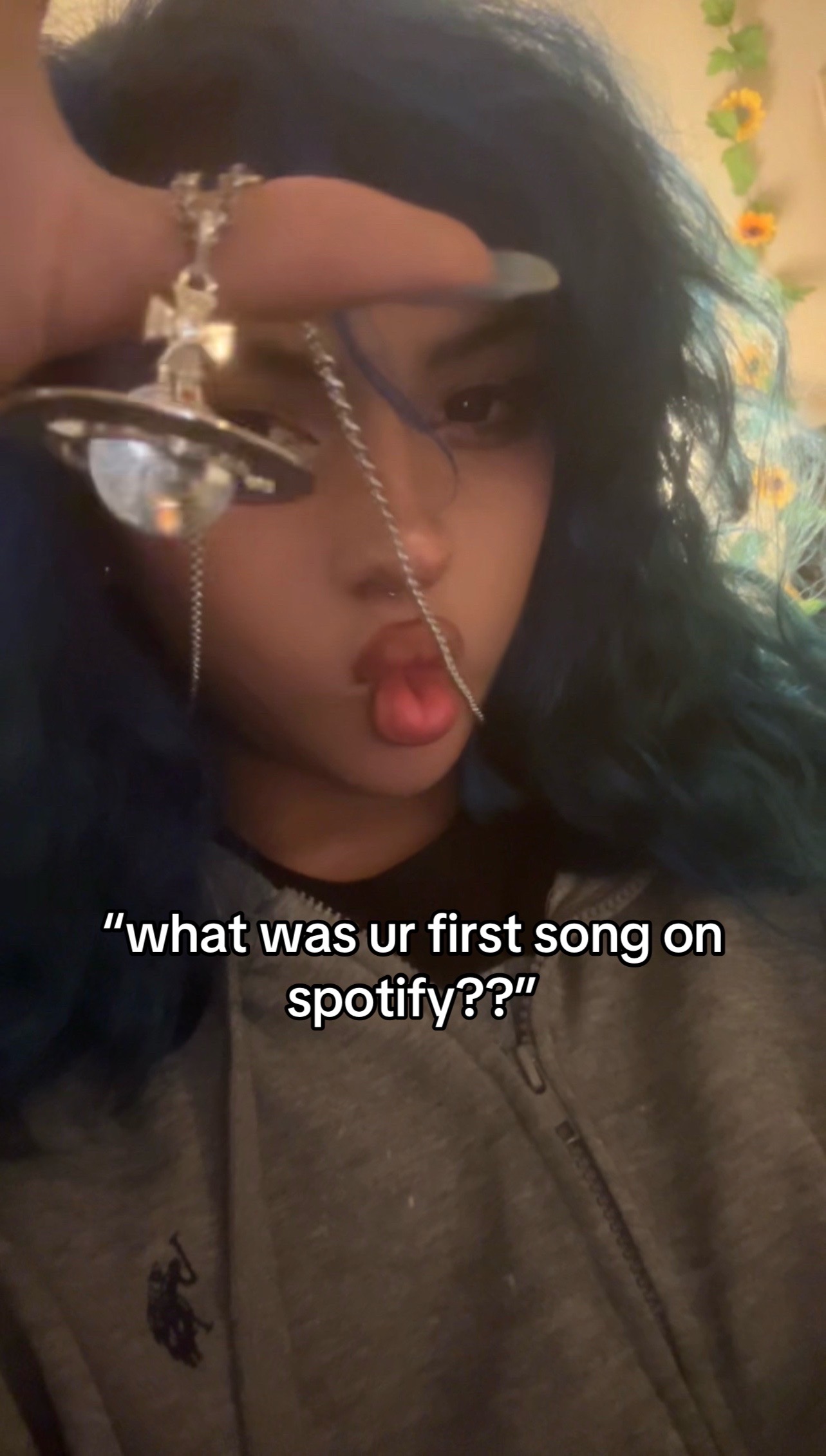 @mikey :3