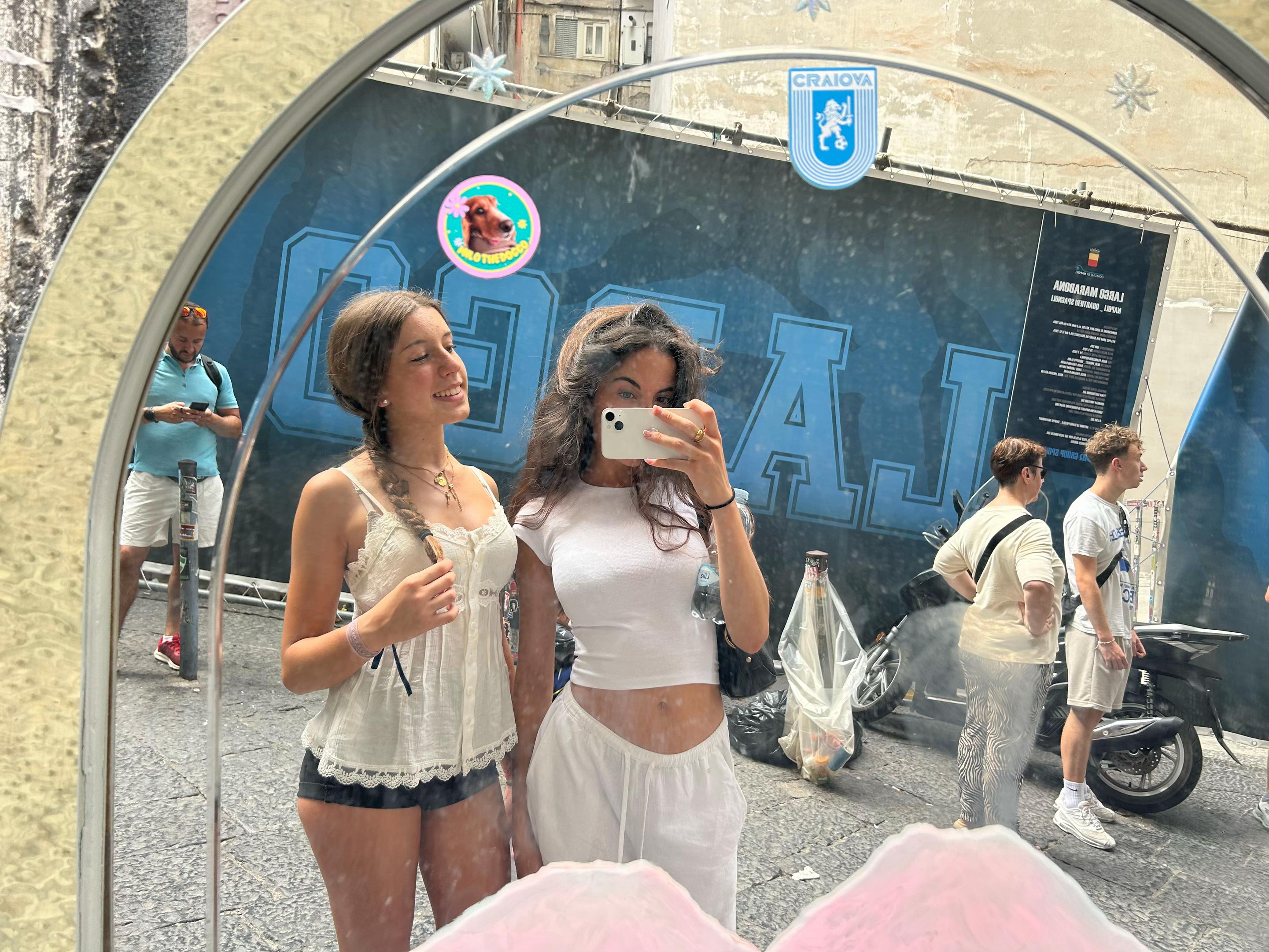 @aduitta_