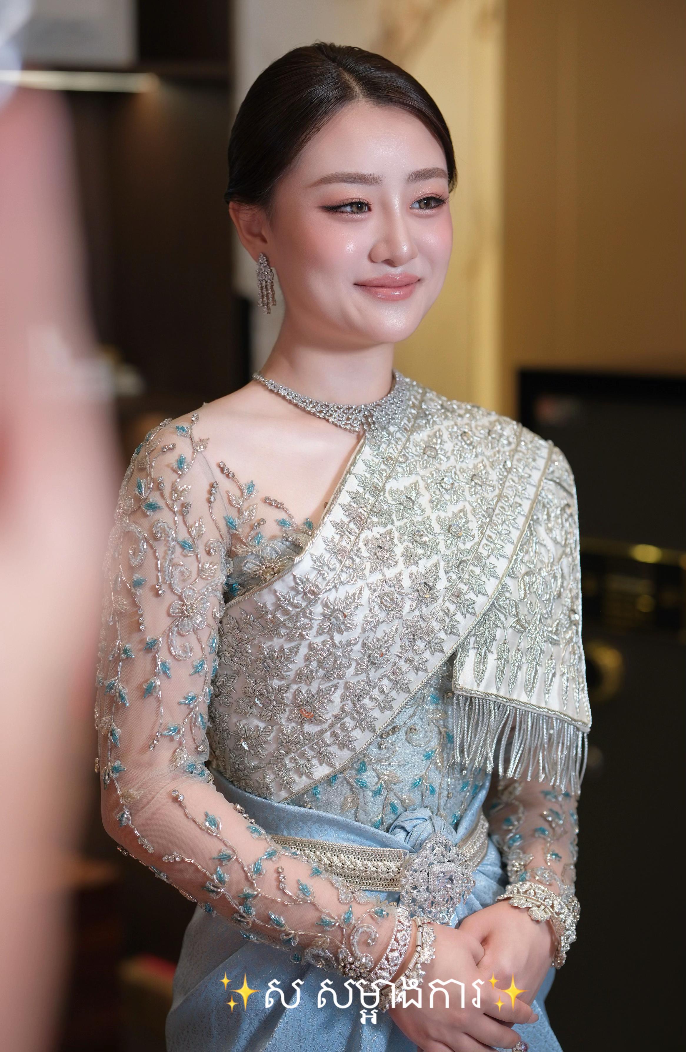 @ស សំអាងការ