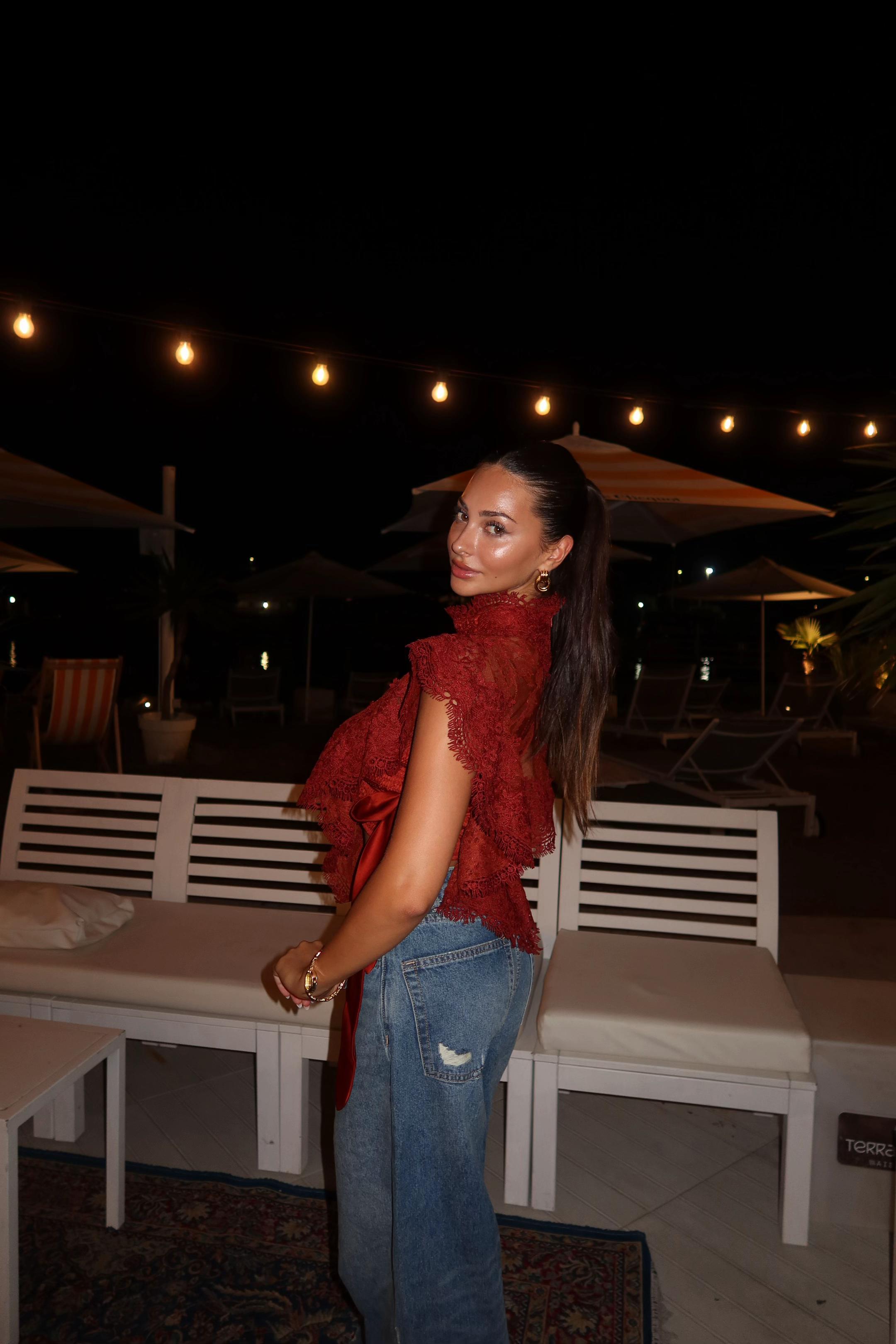 @elenatonini