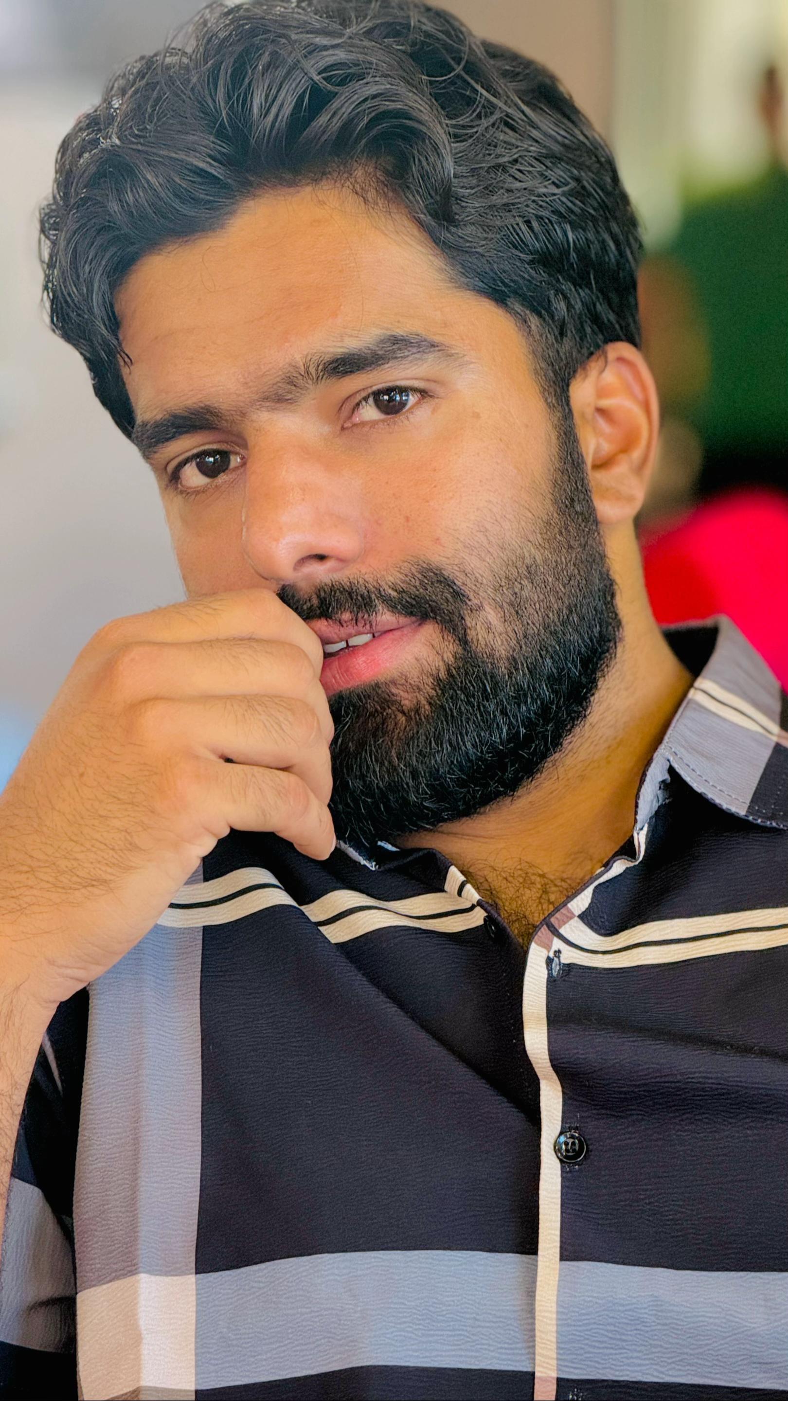 @ARبAAZ 🤍🌏