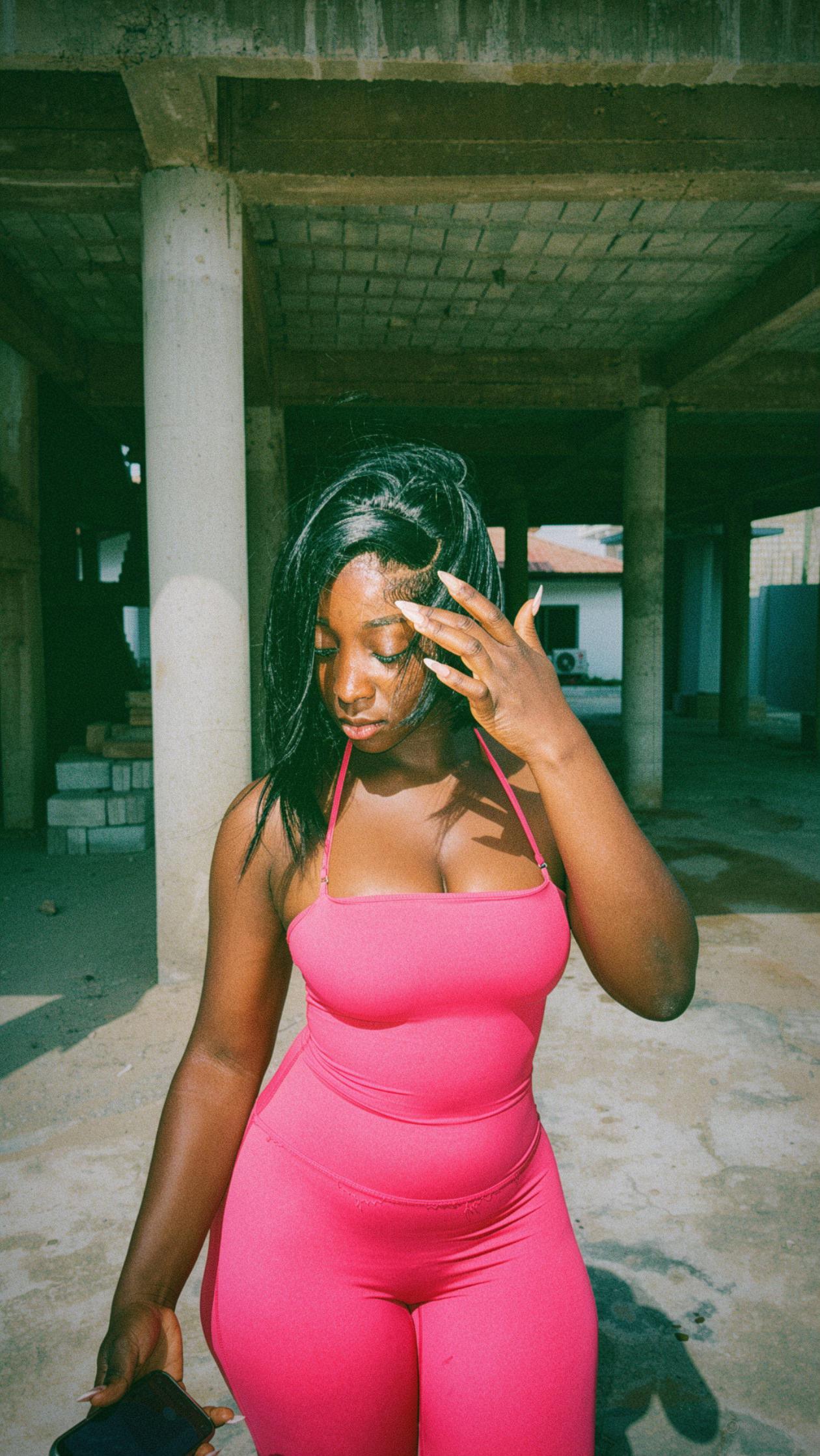 @Abena—coxis🩷🫧🌸