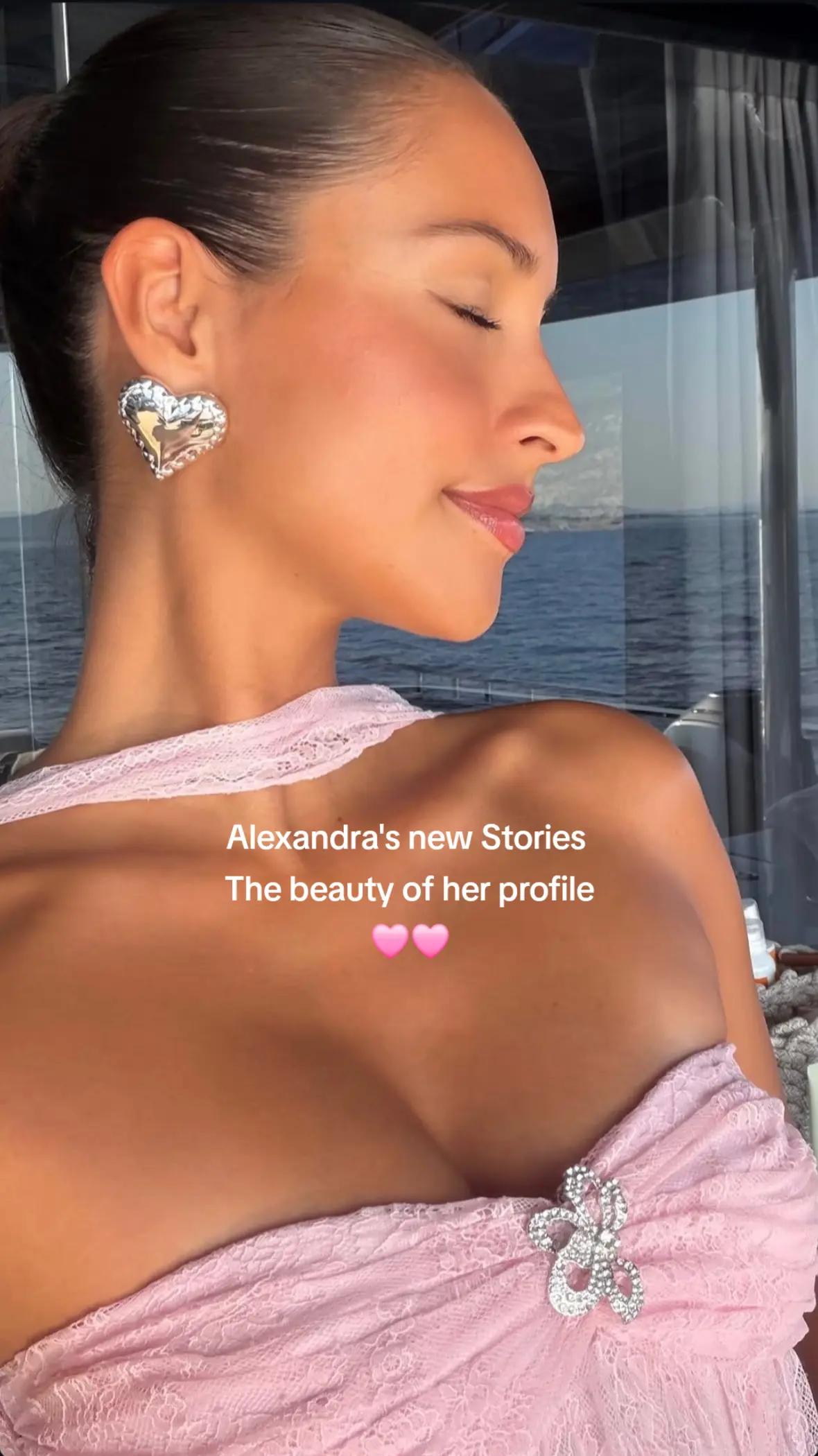 @Alexandra 🦋