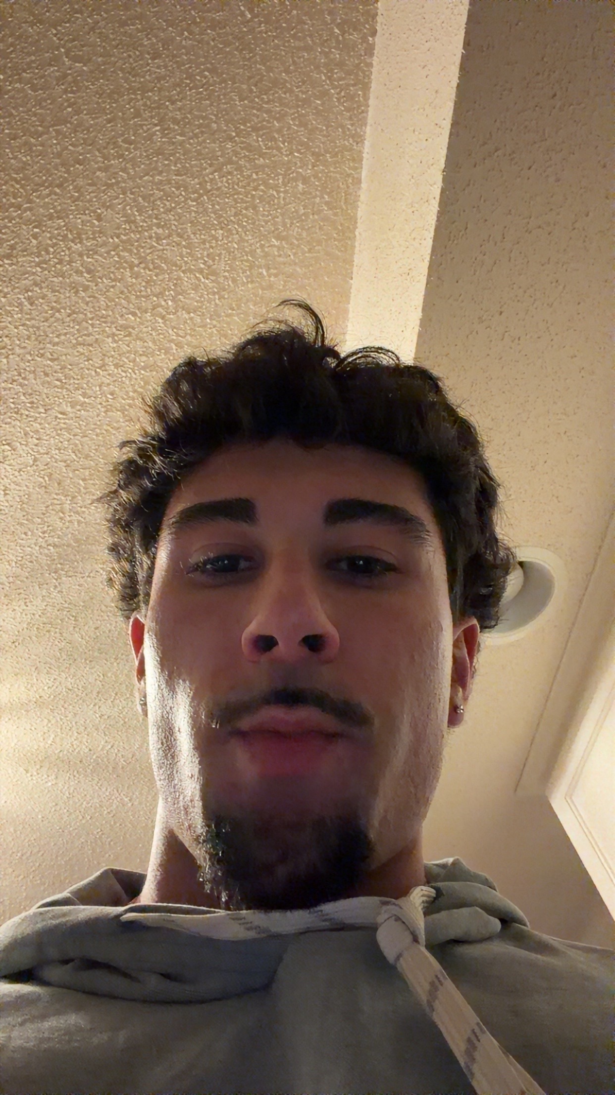 @Ju