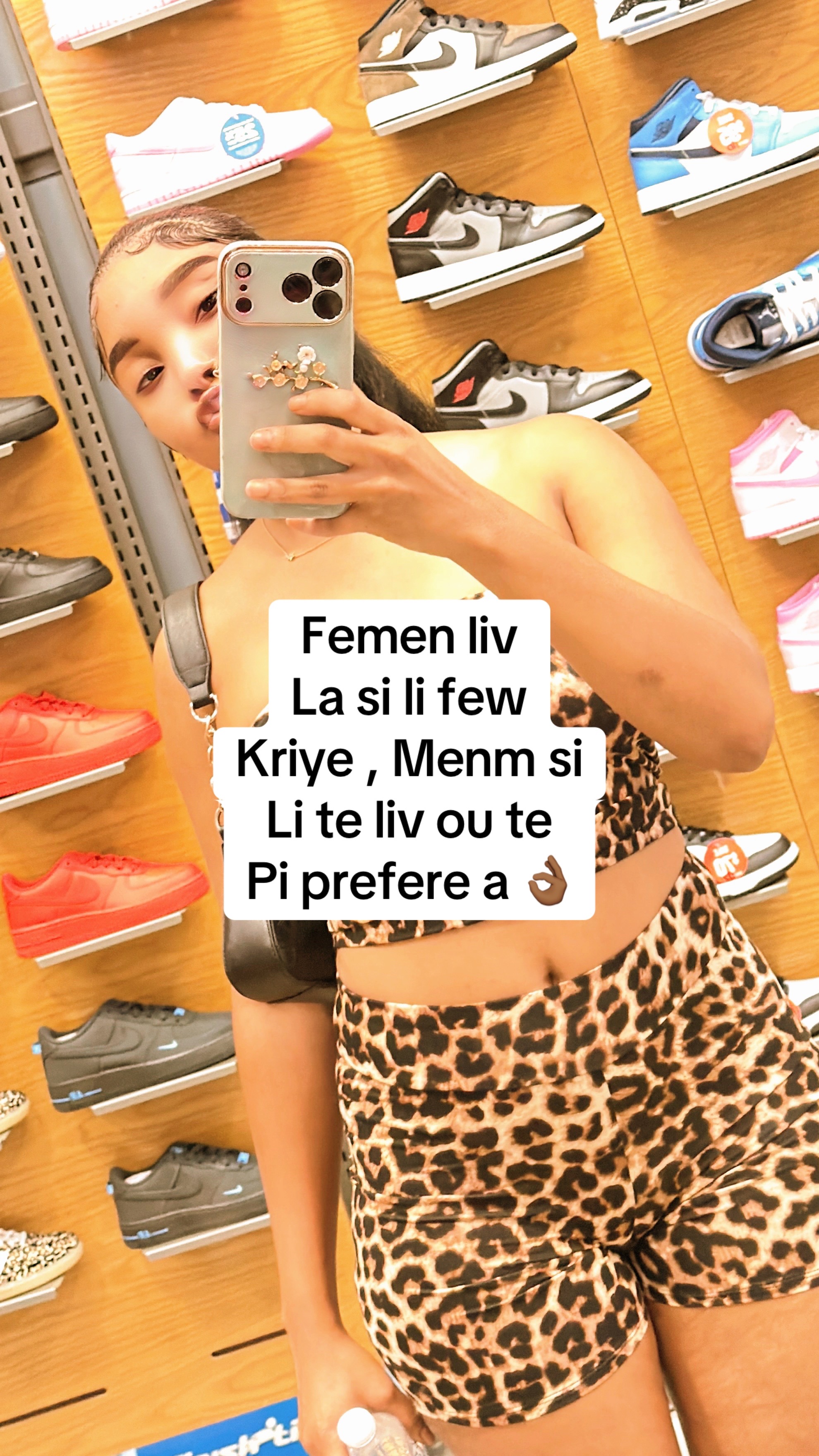 @Iambienneka