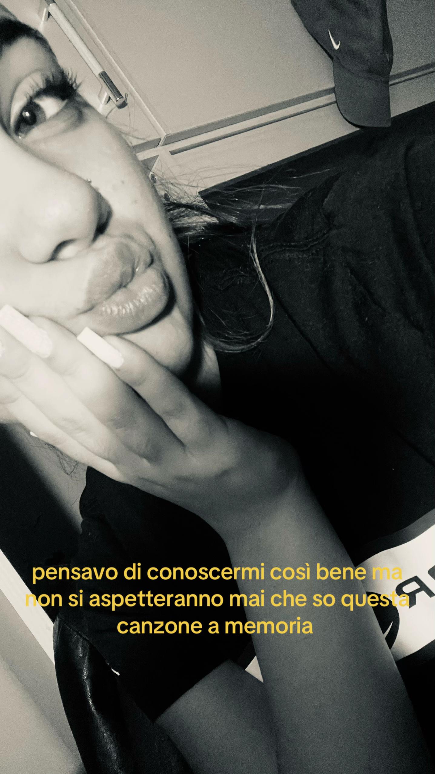 @𝓢 𝓞 𝓕 𝓘 𝓐 🌒