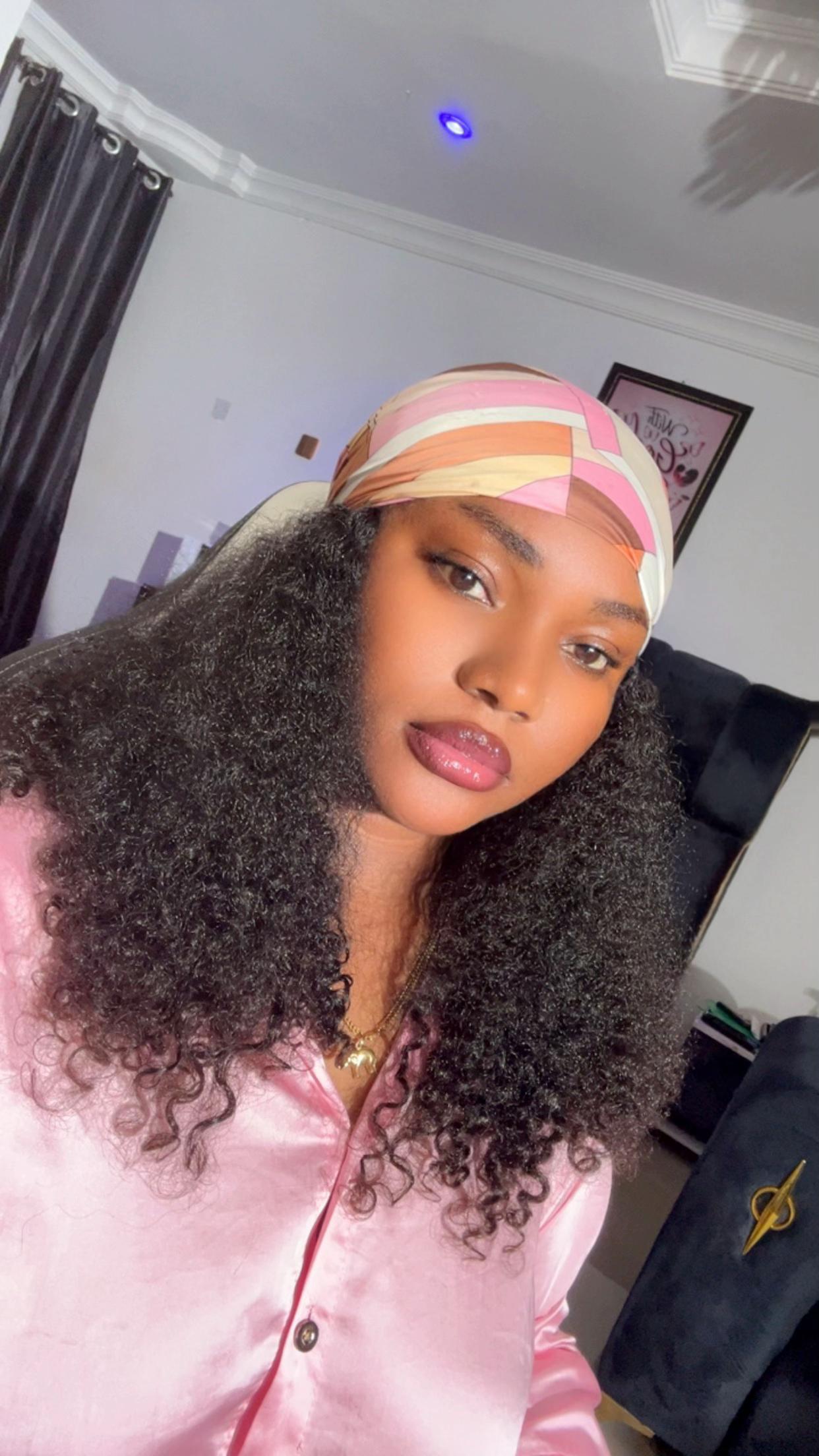 @AMINAT ✨️🤍