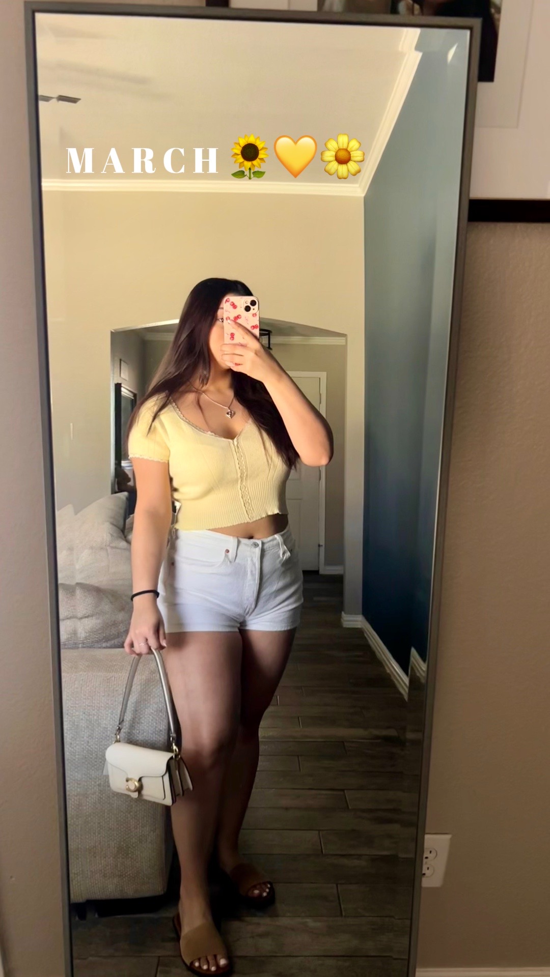 @🦋