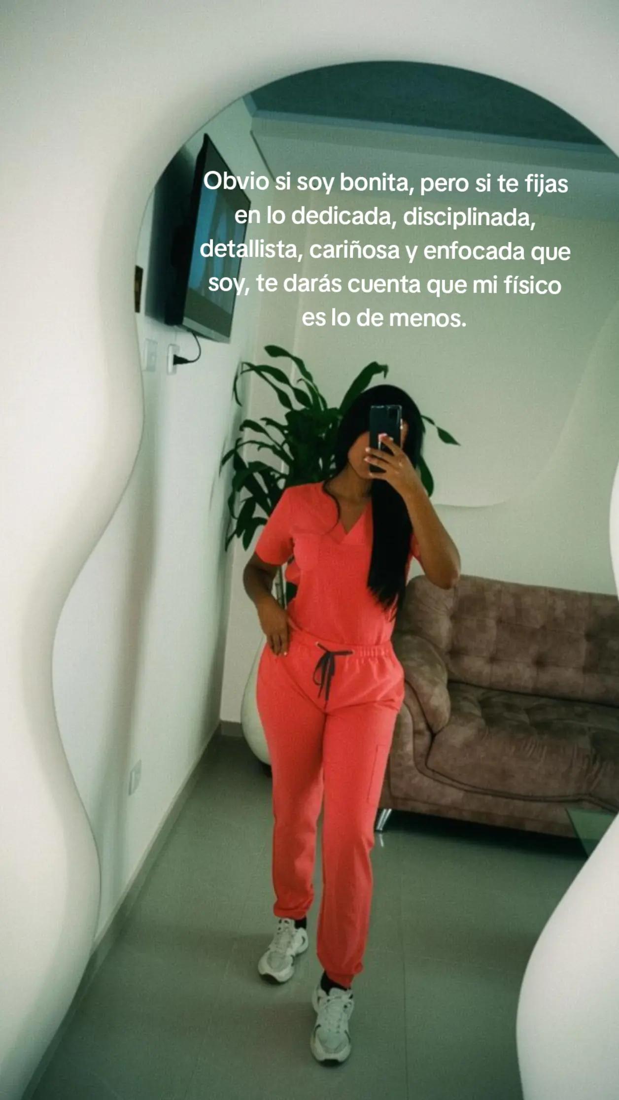 @Viviana Isabel