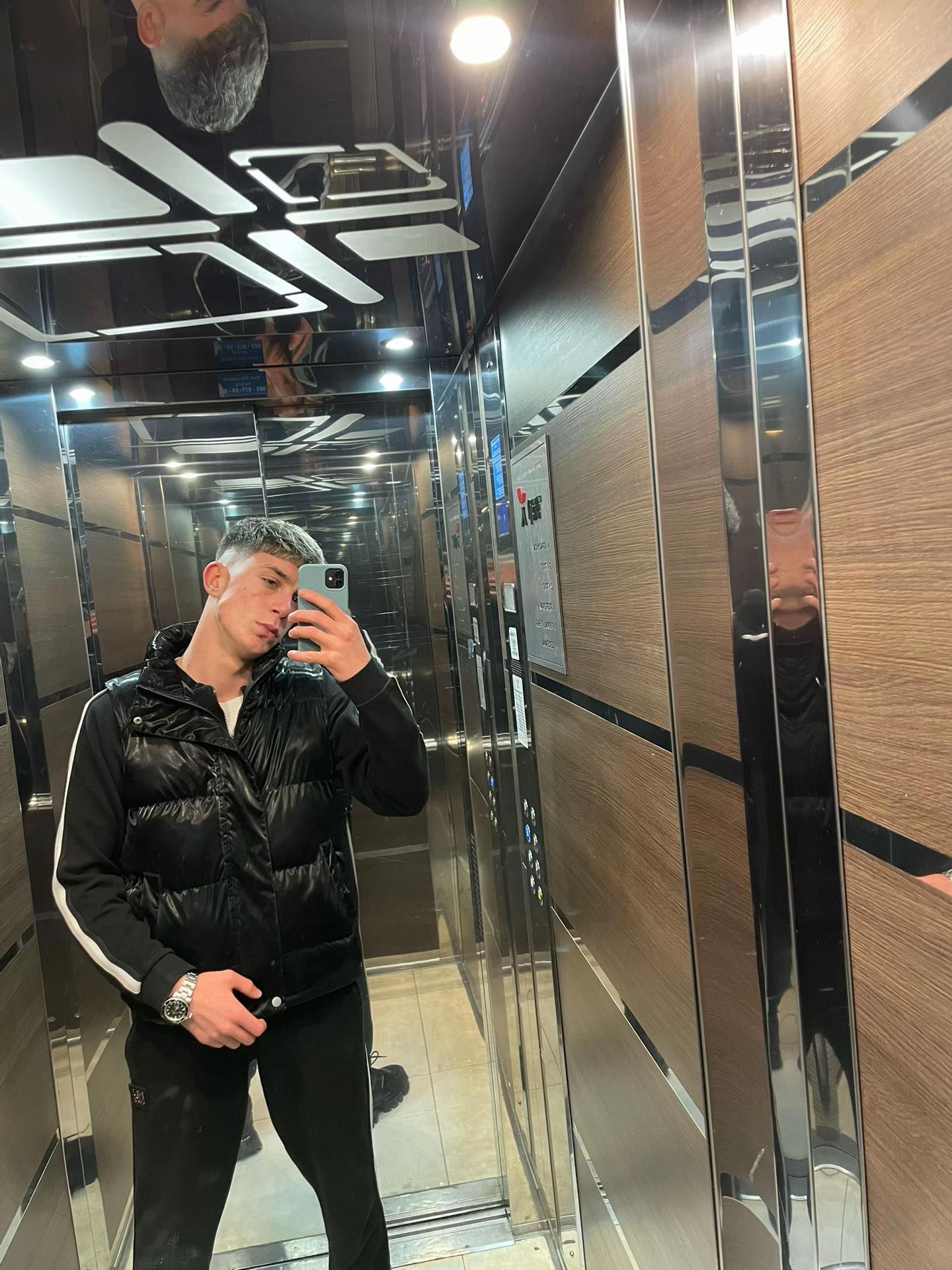 @___I.M___