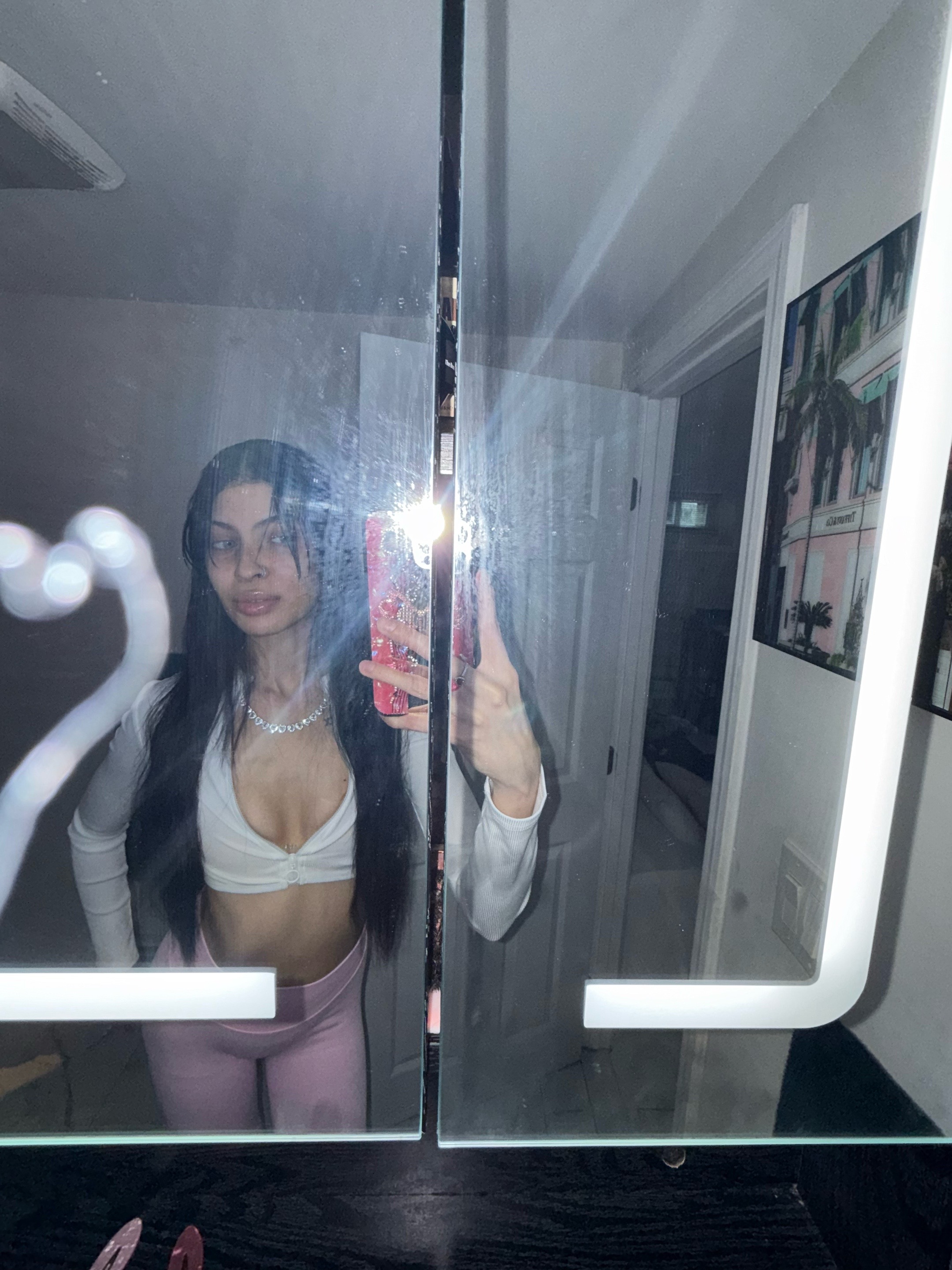 @AshlyyDoll