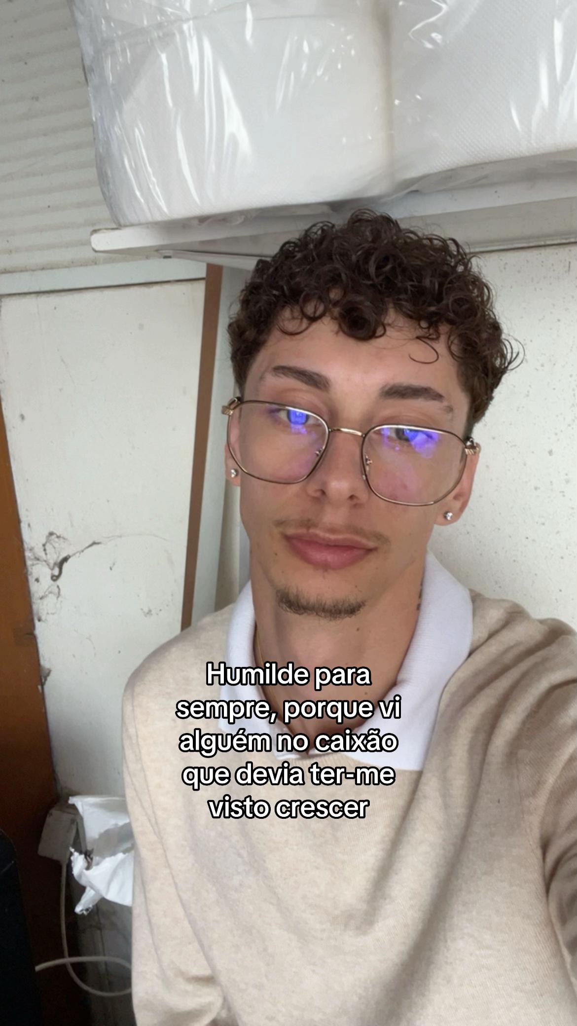 @Jo&atilde;o Mendes