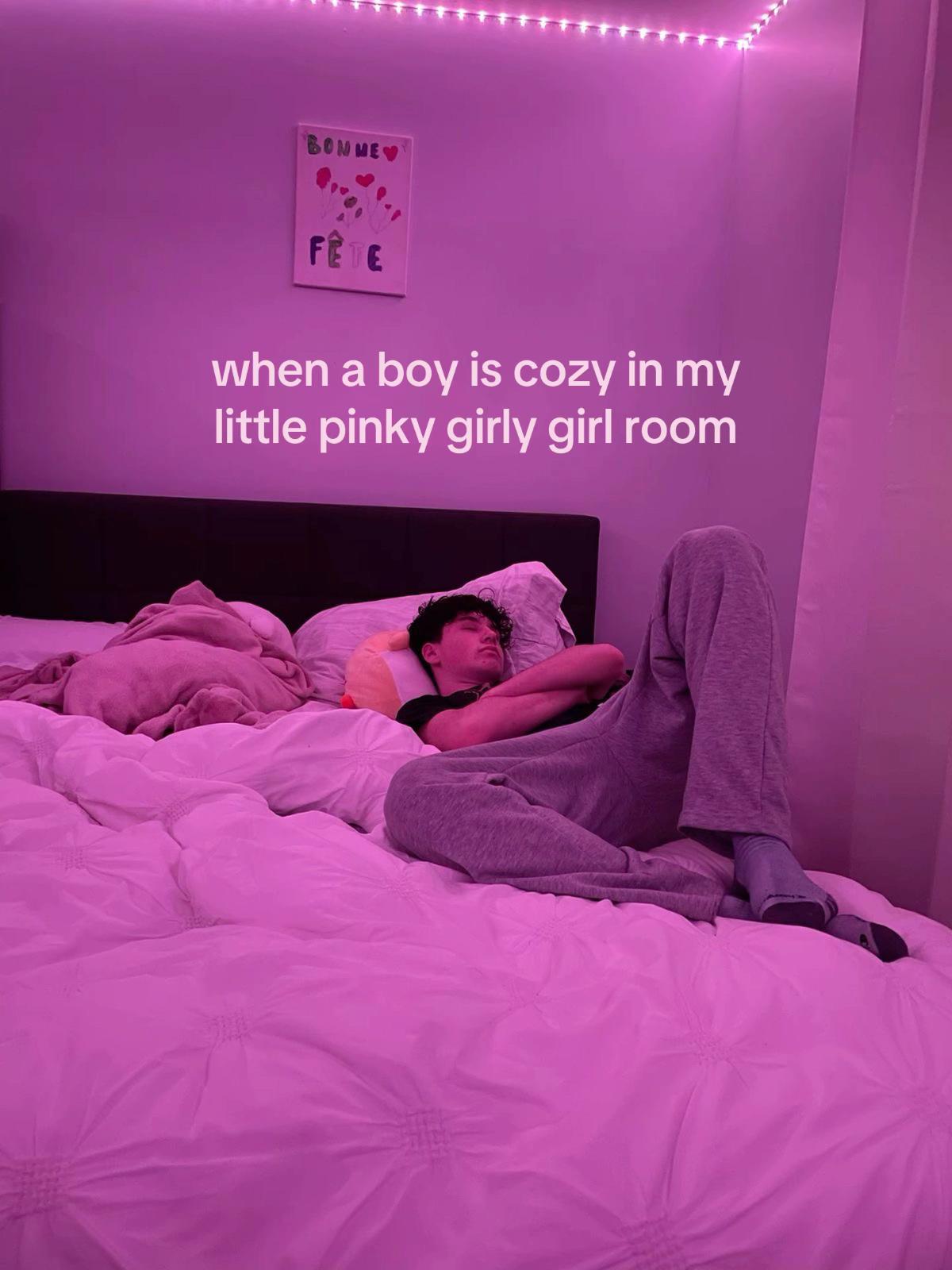 @user677786996